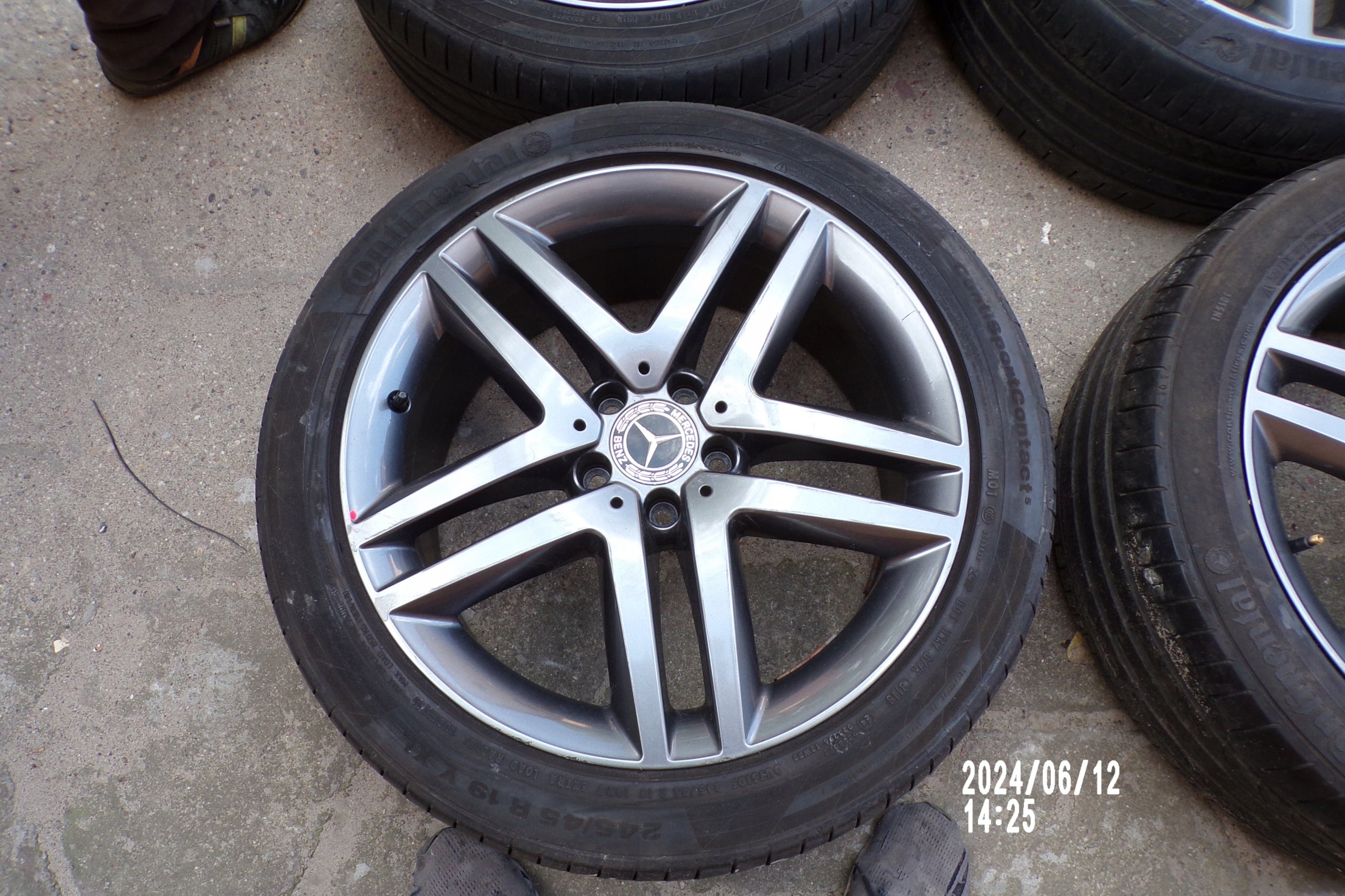 Alu Felge Mercedes-Benz W447 Aluminum rim 19 Zoll 8.0J 5x112 52ET A4474011500