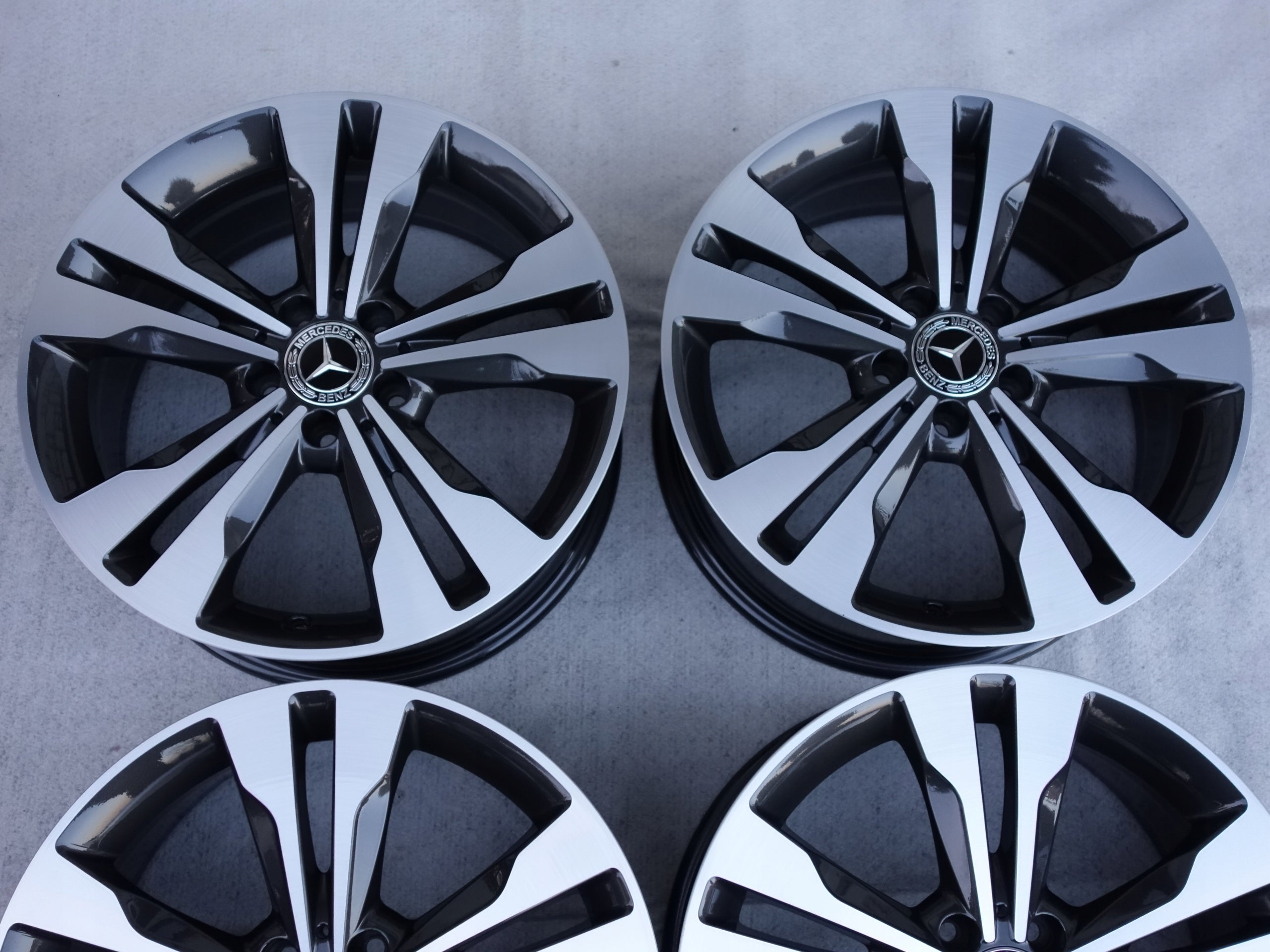 Alu Felge Mercedes-Benz W447 Aluminum rim 18 Zoll 7.5J 5x112