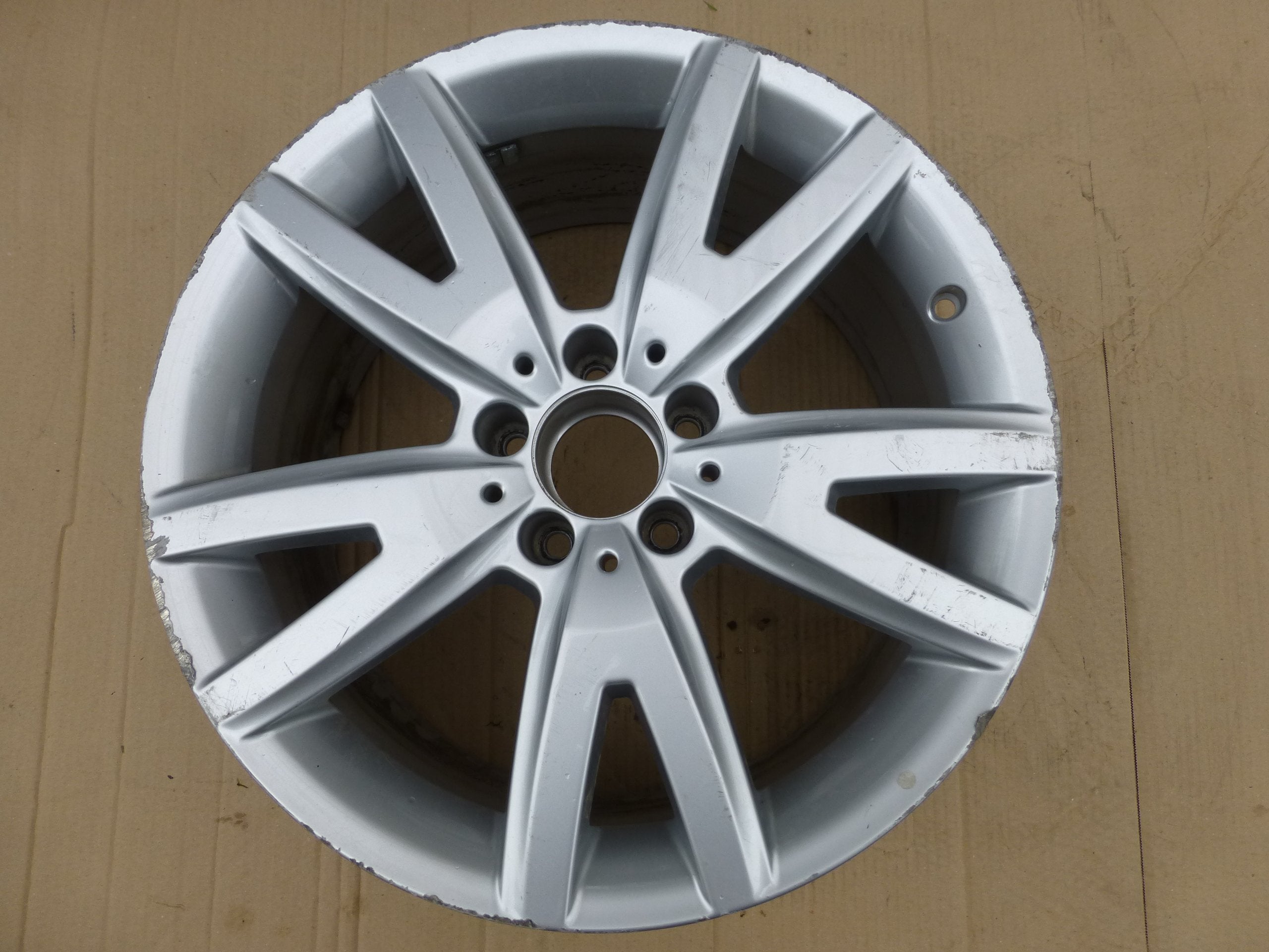 1x Alu Felge Mercedes-Benz W167 Aluminum rim 18 Zoll 8.5J 5x112