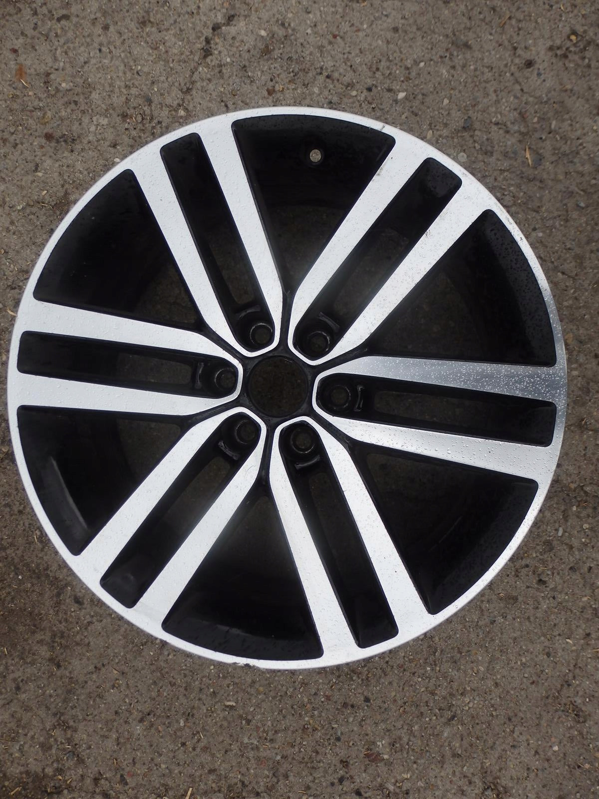 1x Alu Felge Mercedes-Benz W470 Aluminum rim 19 Zoll 7.5J 6x114