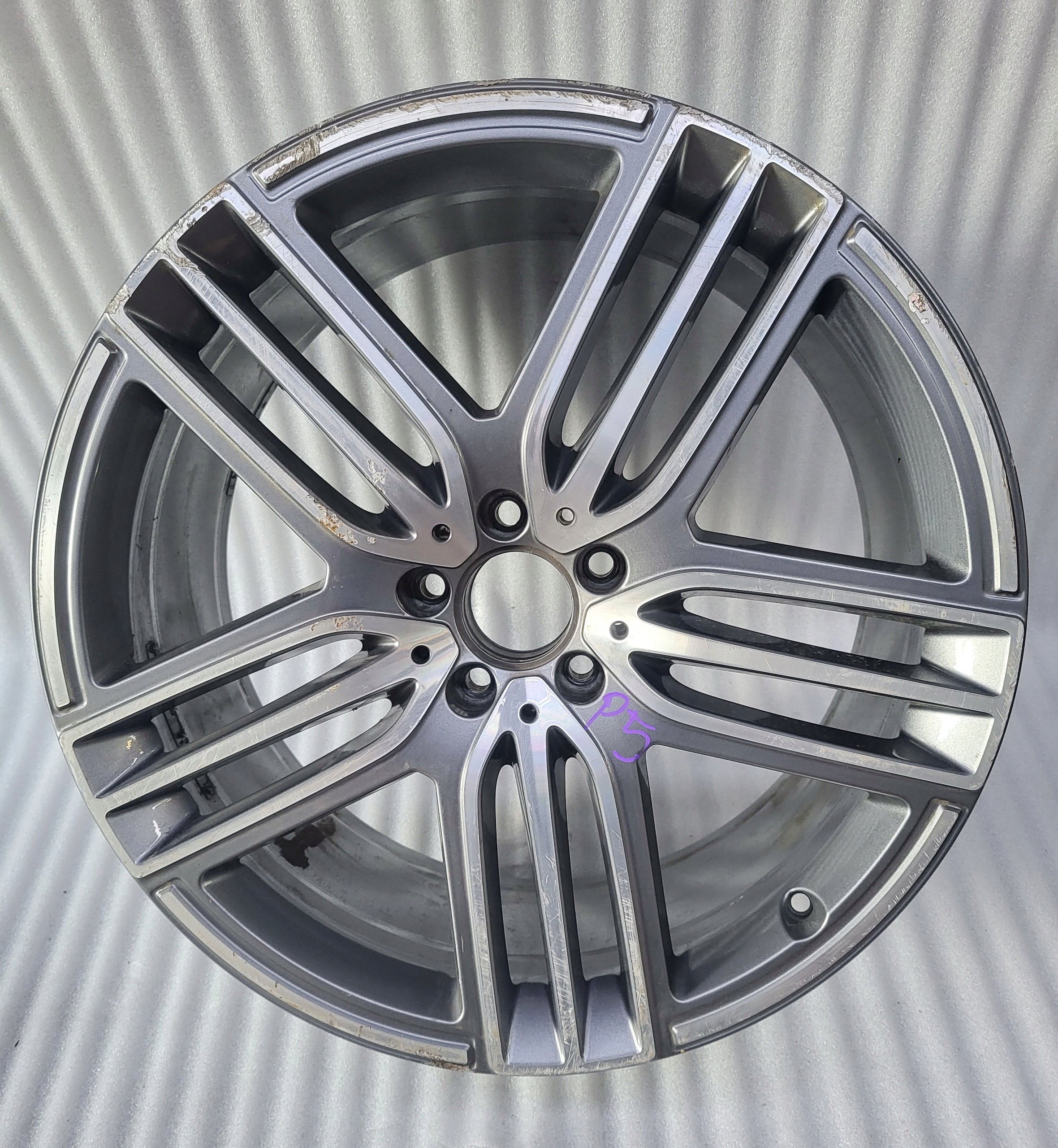 1x Alu Felge Mercedes-Benz 167 W167 21 Zoll 10.0J 5x112 62ET A1674015100