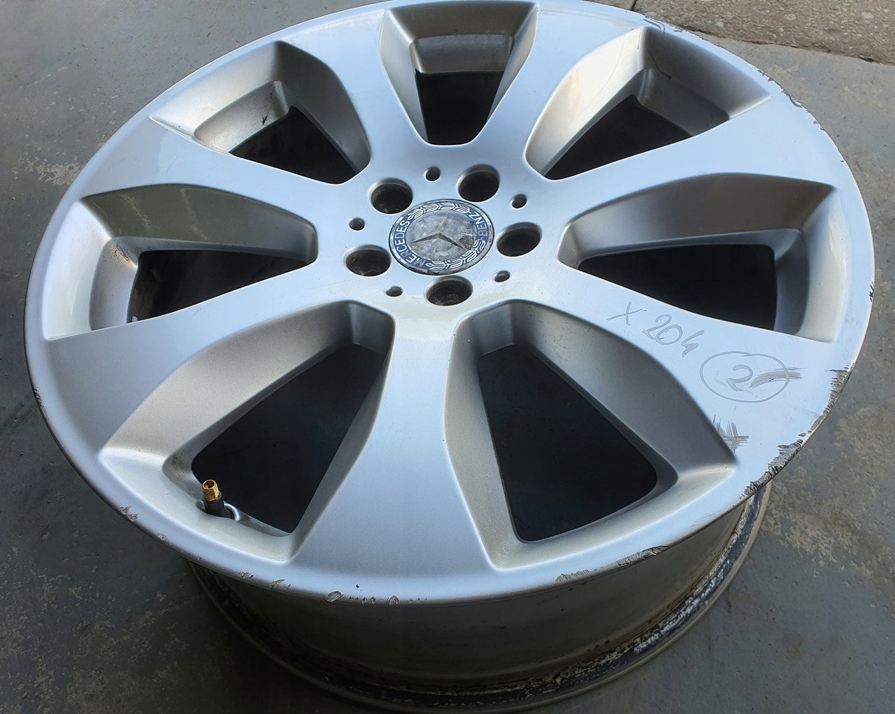 1x Alu Felge Mercedes-Benz W204 Aluminum rim 20 Zoll 8.5J 5x112