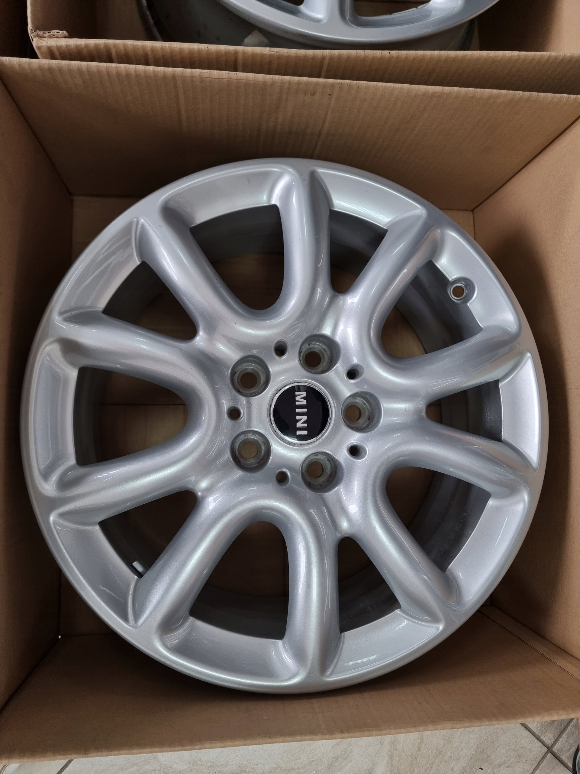 Alu Felge Mini Countryman Aluminum rim 17 Zoll 7.0J 5x112 54ET 6855110