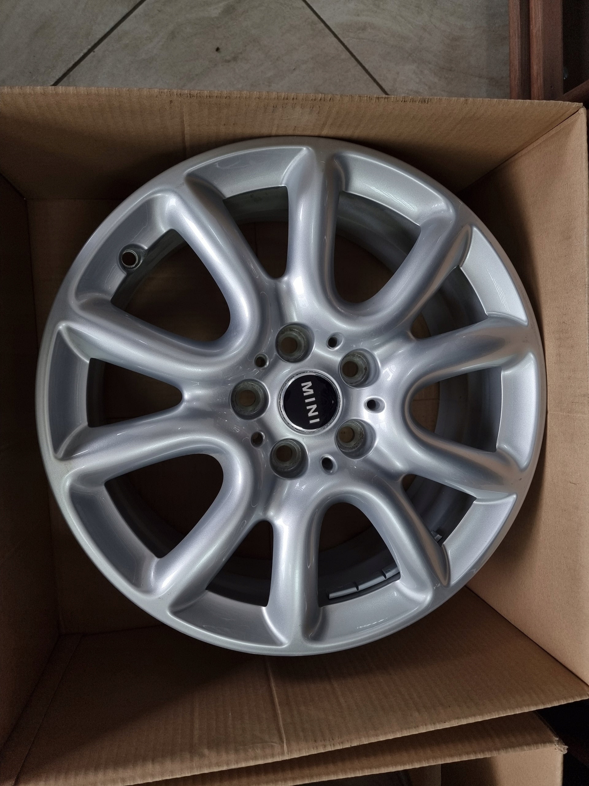 Alu Felge Mini Countryman Aluminum rim 17 Zoll 7.0J 5x112 54ET 6855110