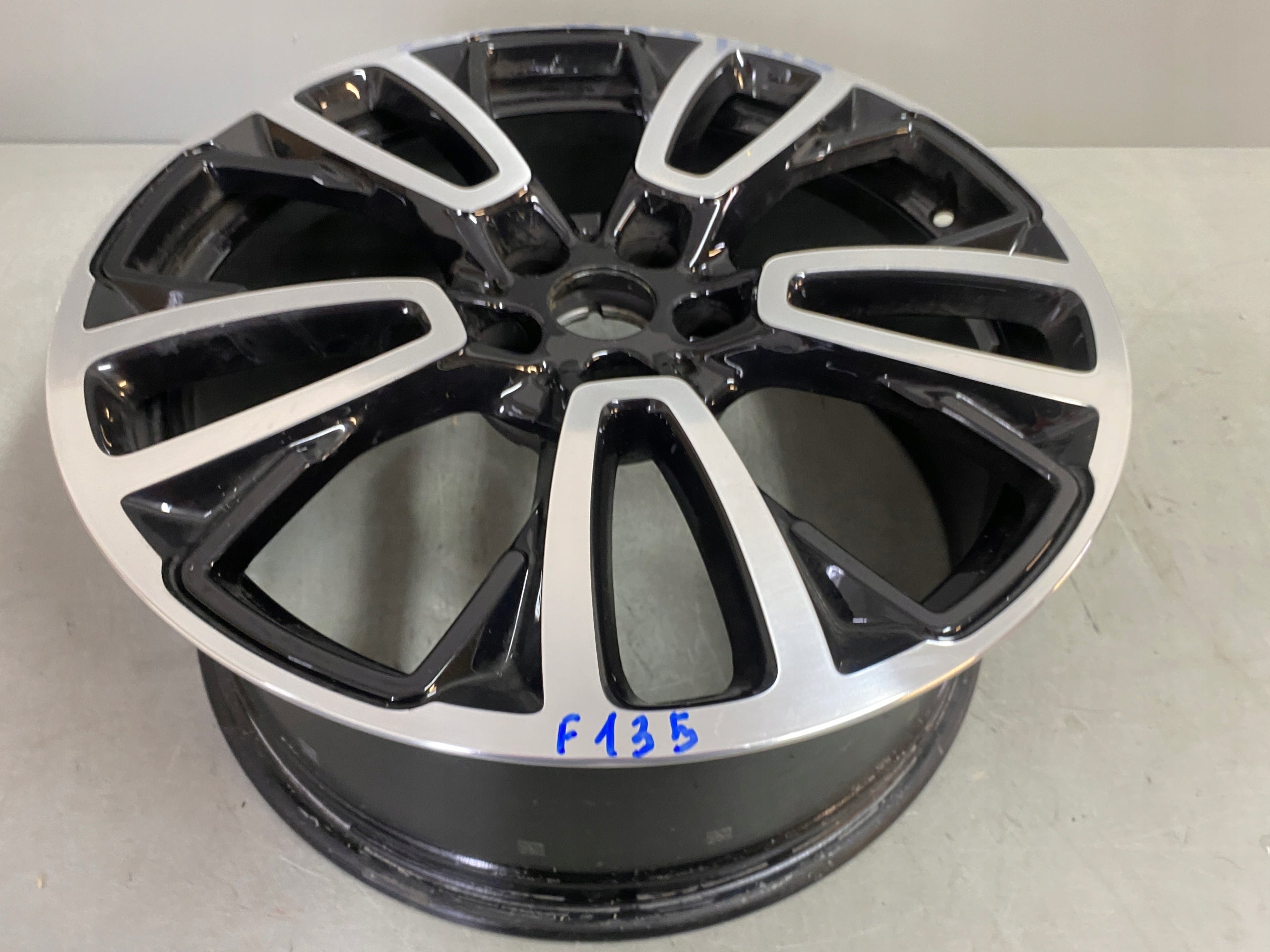 1x Alu Felge Mini Convertible Aluminum rim 19 Zoll 8.0J 5x112 47ET 6888053