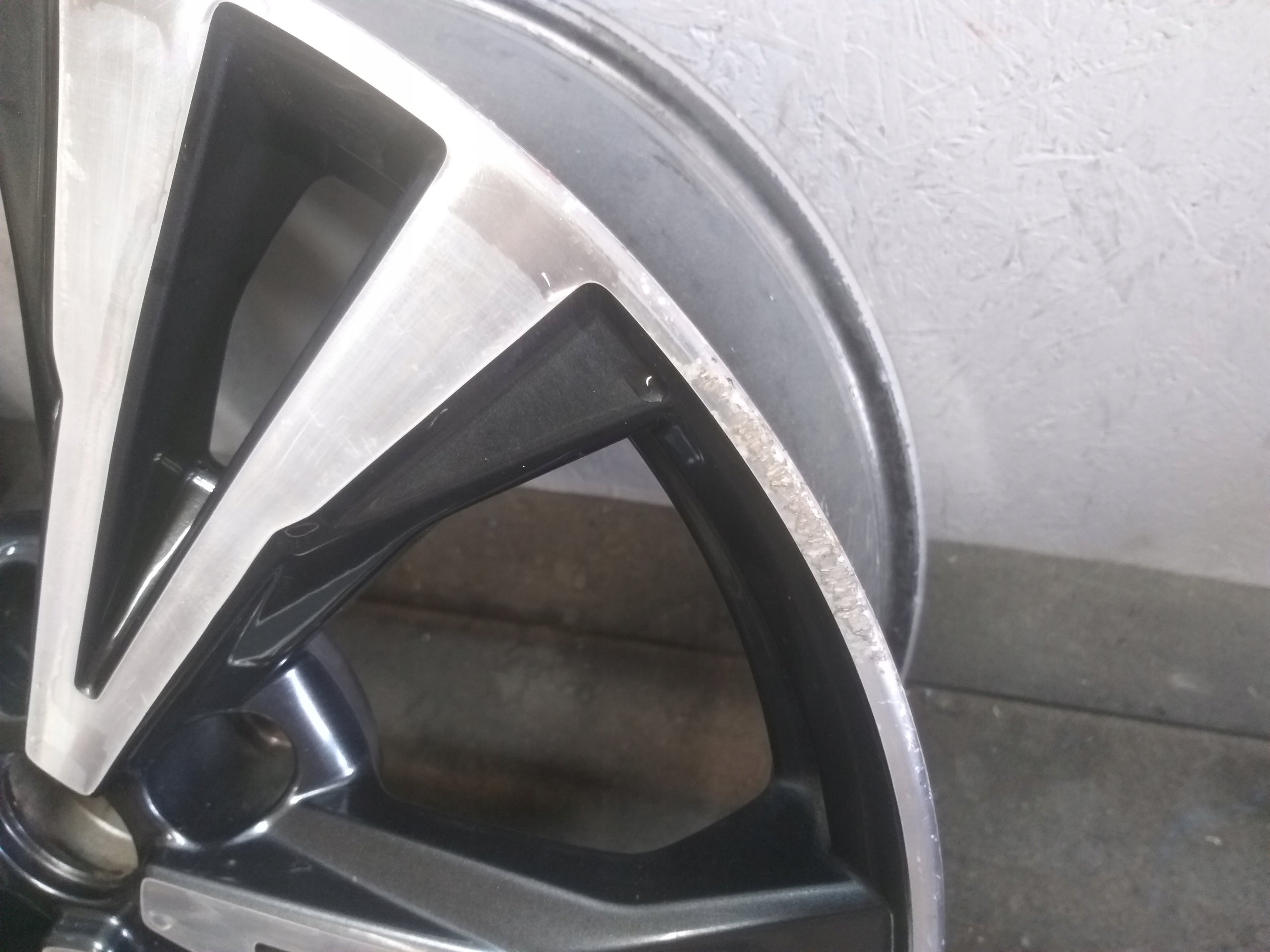 Alu Felge Nissan Sunny Aluminum rim 18 Zoll 7.0J 5x114.3 40ET