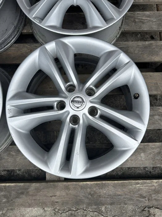 Alu Felge Nissan Qashqai Aluminum rim 17 Zoll 6.5J 5x114.3