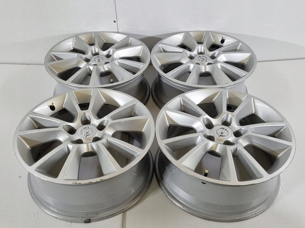 Alu Felge Opel Astra Zafira Aluminum rim 17 Zoll 7.0J 5x110 35ET 13120652