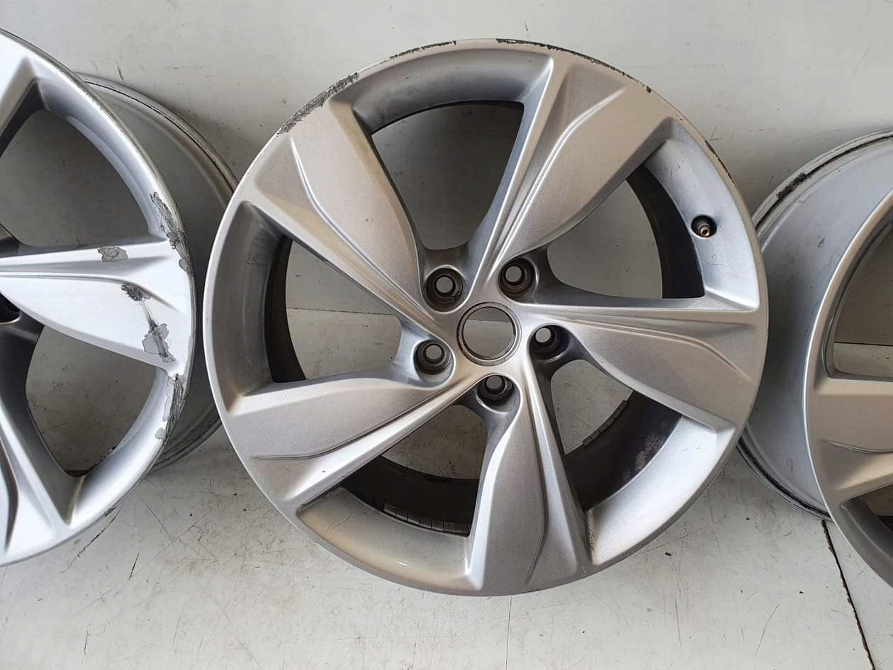 Alu Felge Opel Insignia Aluminum rim 18 Zoll 8.5J 5x115 49ET