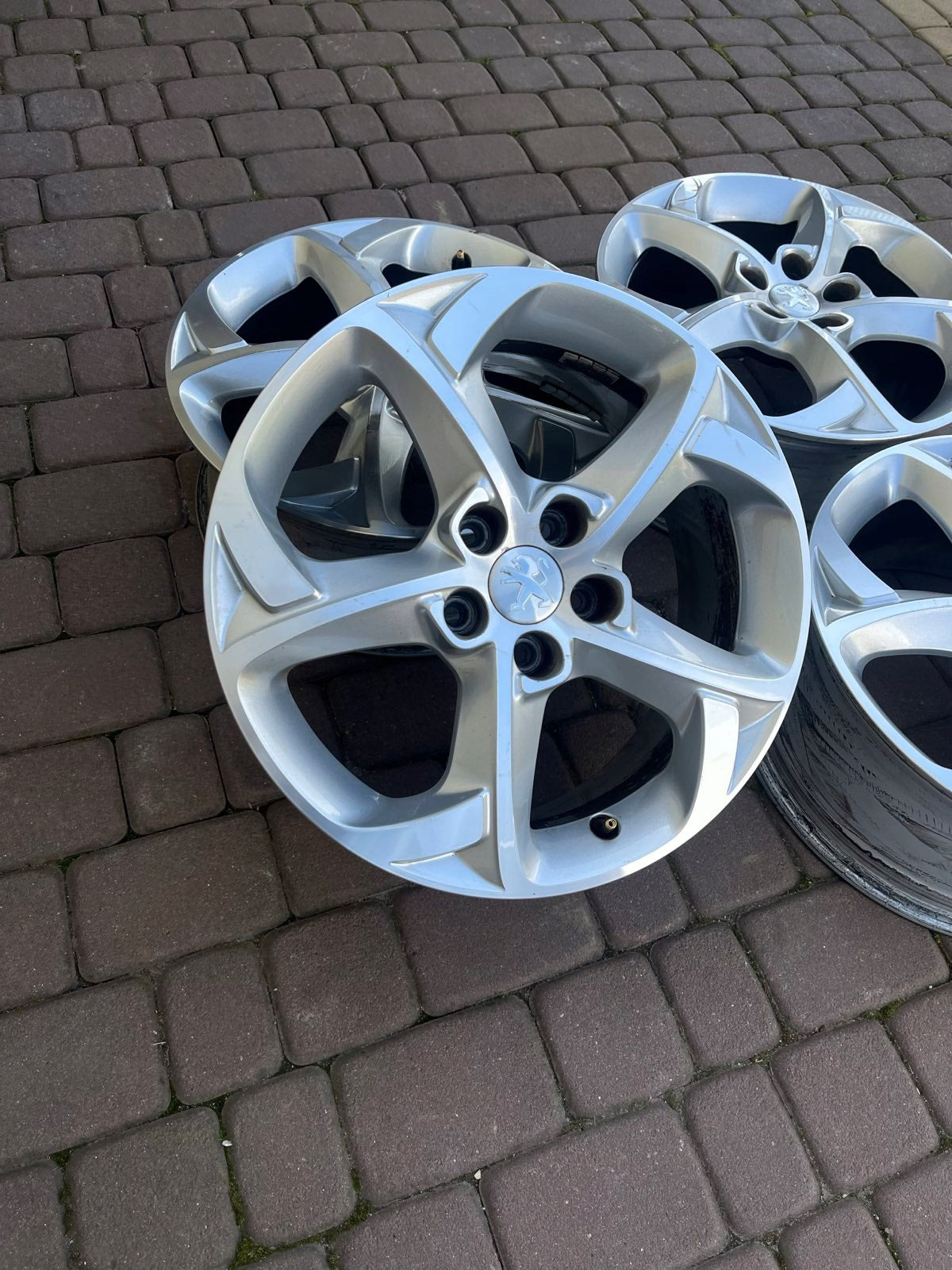 Alu Felge Peugeot 508 108 308 Aluminum rim 17 Zoll 7.0J 5x108