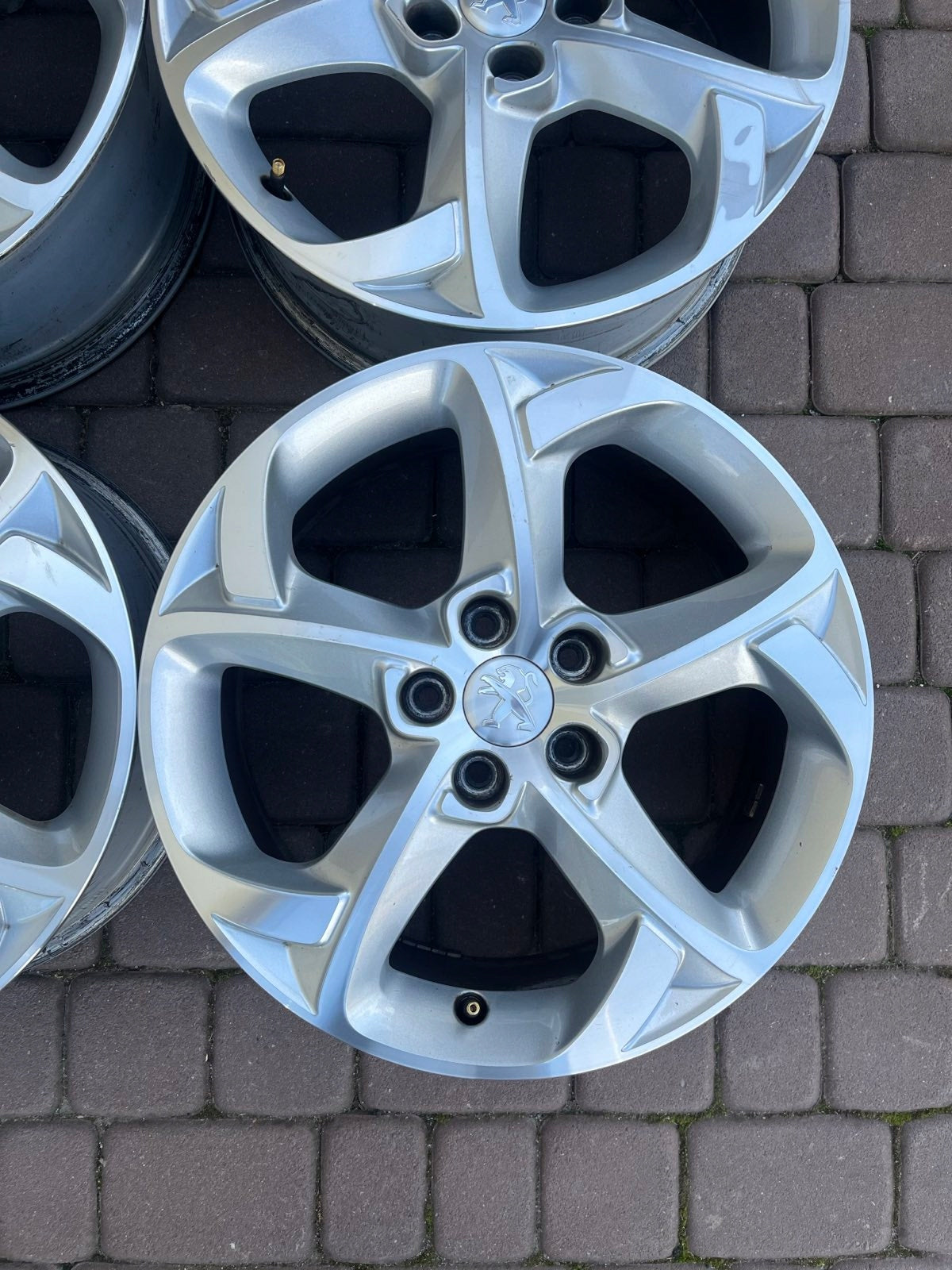 Alu Felge Peugeot 508 108 308 Aluminum rim 17 Zoll 7.0J 5x108