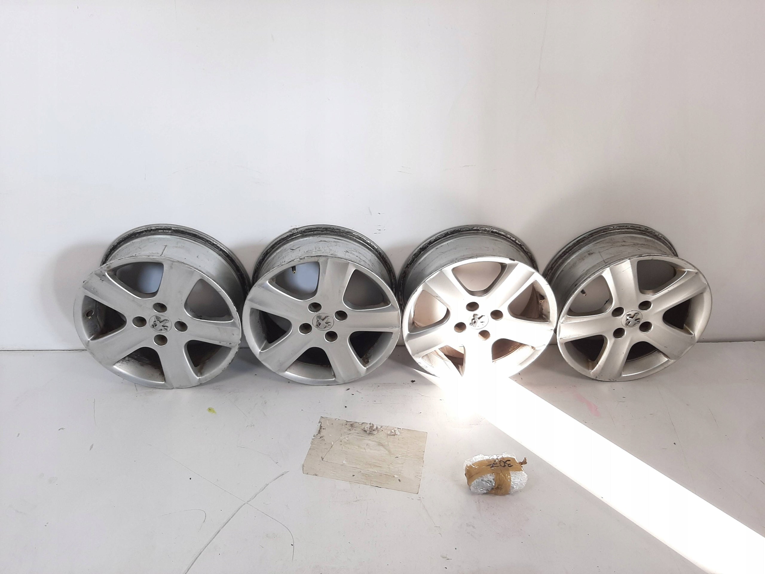 Alu Felge Peugeot 307 108 Aluminum rim 16 Zoll 6.5J 4x108 31ET