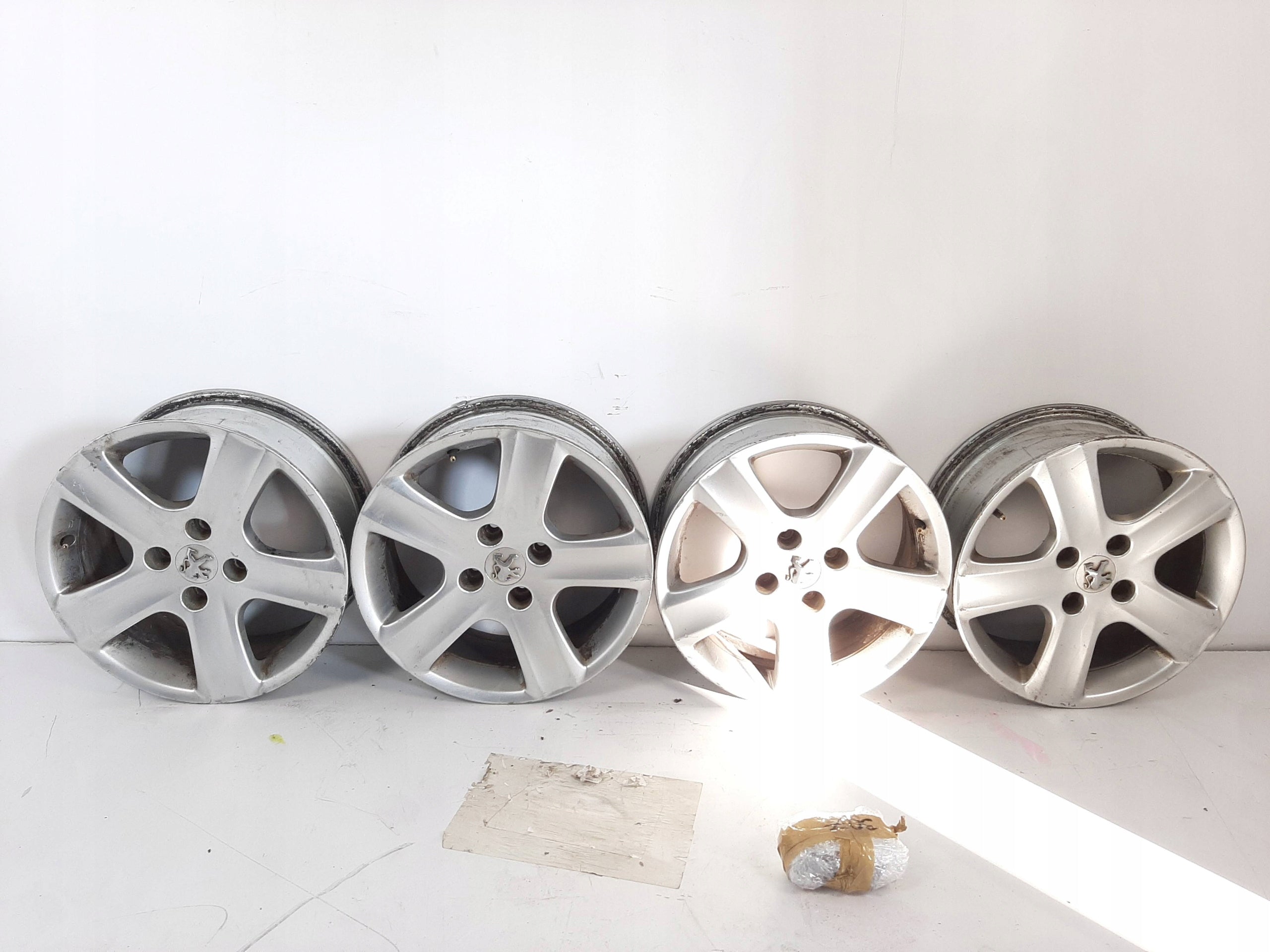 Alu Felge Peugeot 307 108 Aluminum rim 16 Zoll 6.5J 4x108 31ET