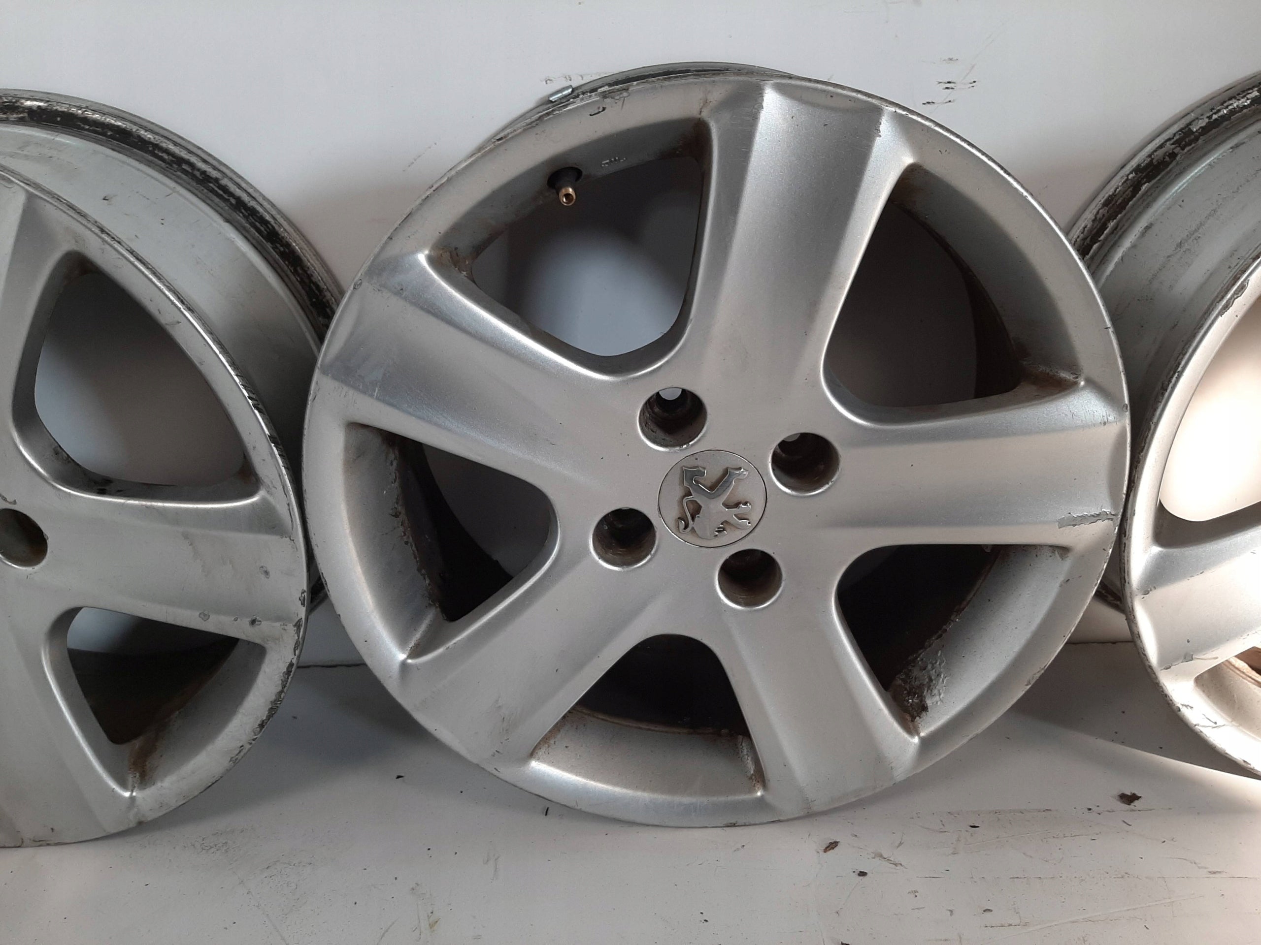 Alu Felge Peugeot 307 108 Aluminum rim 16 Zoll 6.5J 4x108 31ET