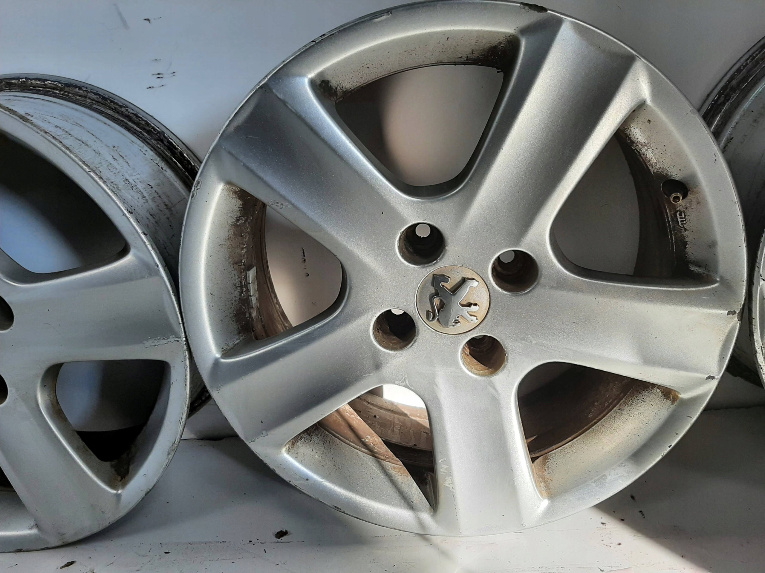 Alu Felge Peugeot 307 108 Aluminum rim 16 Zoll 6.5J 4x108 31ET