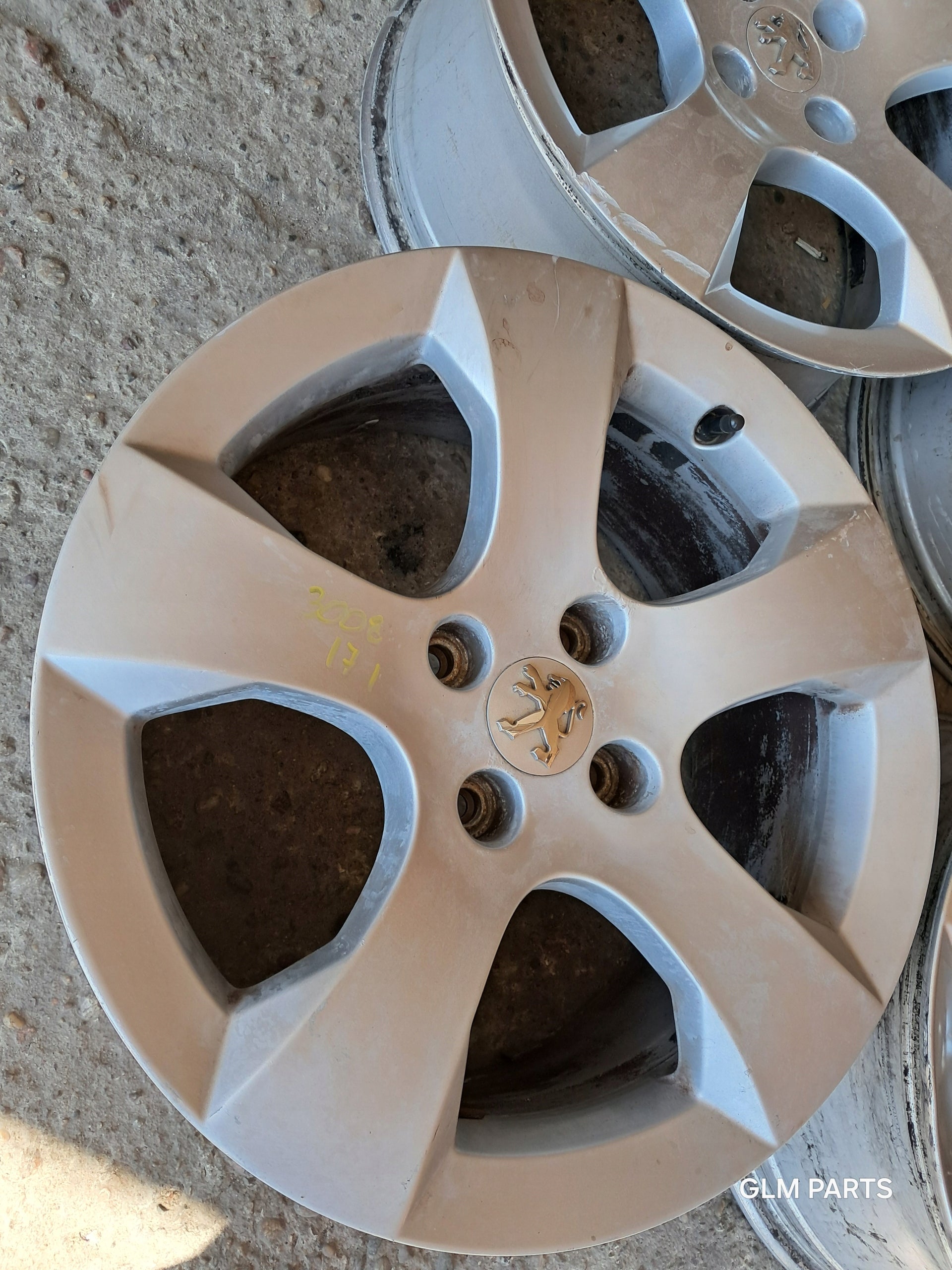 Alu Felge Peugeot 3008 108 Aluminum rim 17 Zoll 7.5J 4x108 29ET 9684883880