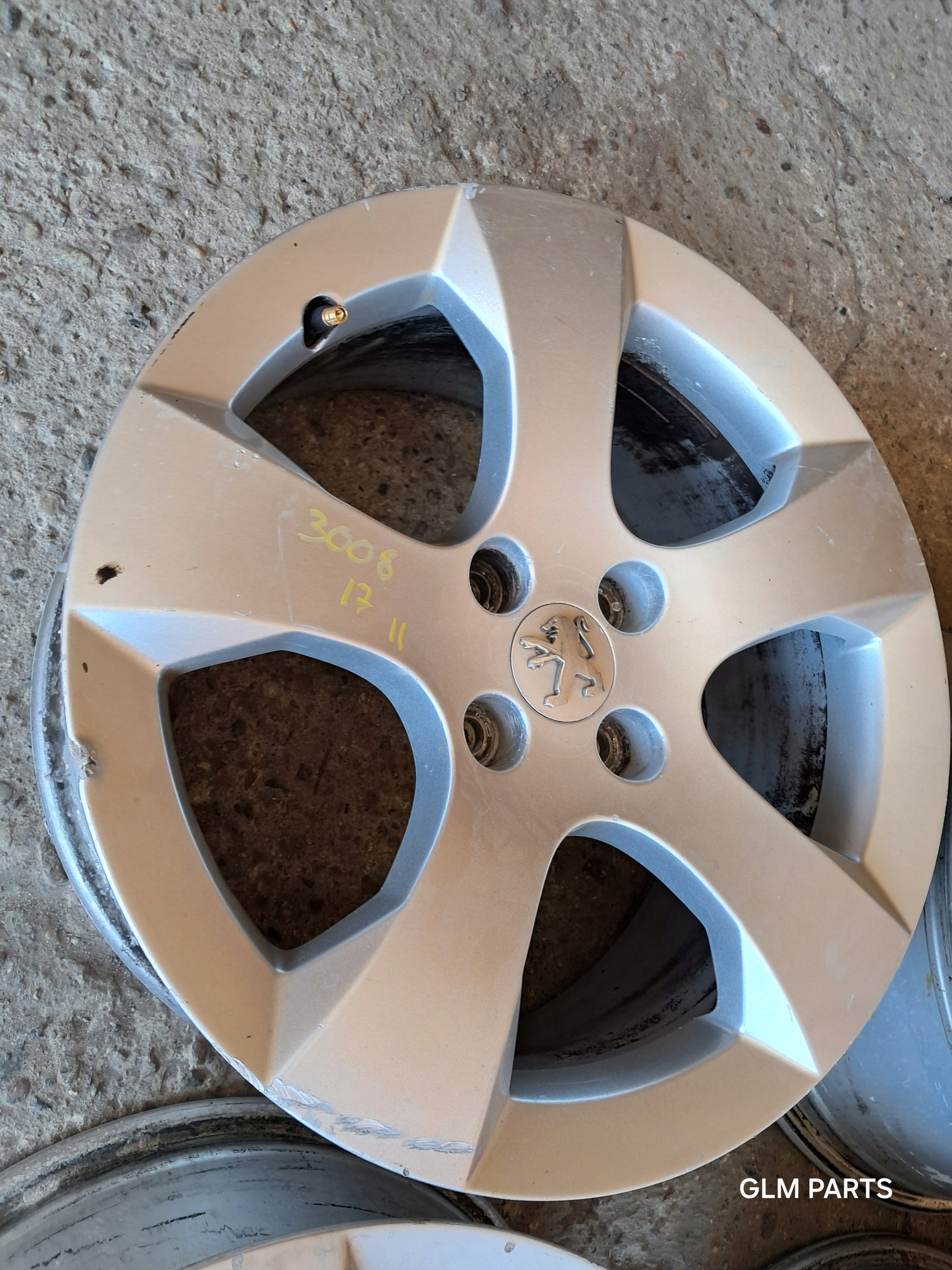 Alu Felge Peugeot 3008 108 Aluminum rim 17 Zoll 7.5J 4x108 29ET 9684883880