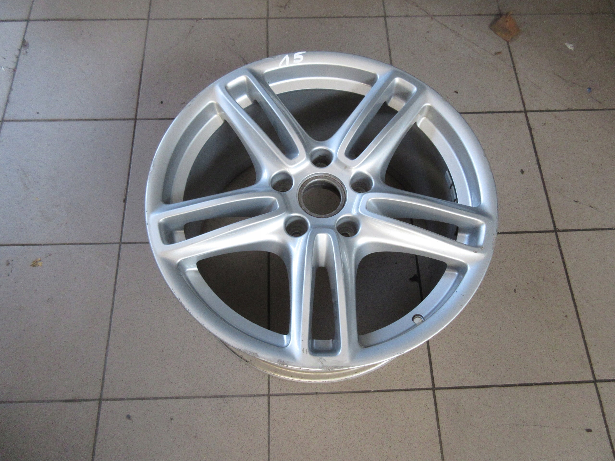 1x Alu Felge Porsche Boxster Aluminum rim 19 Zoll 10.0J 5x130 97038216000