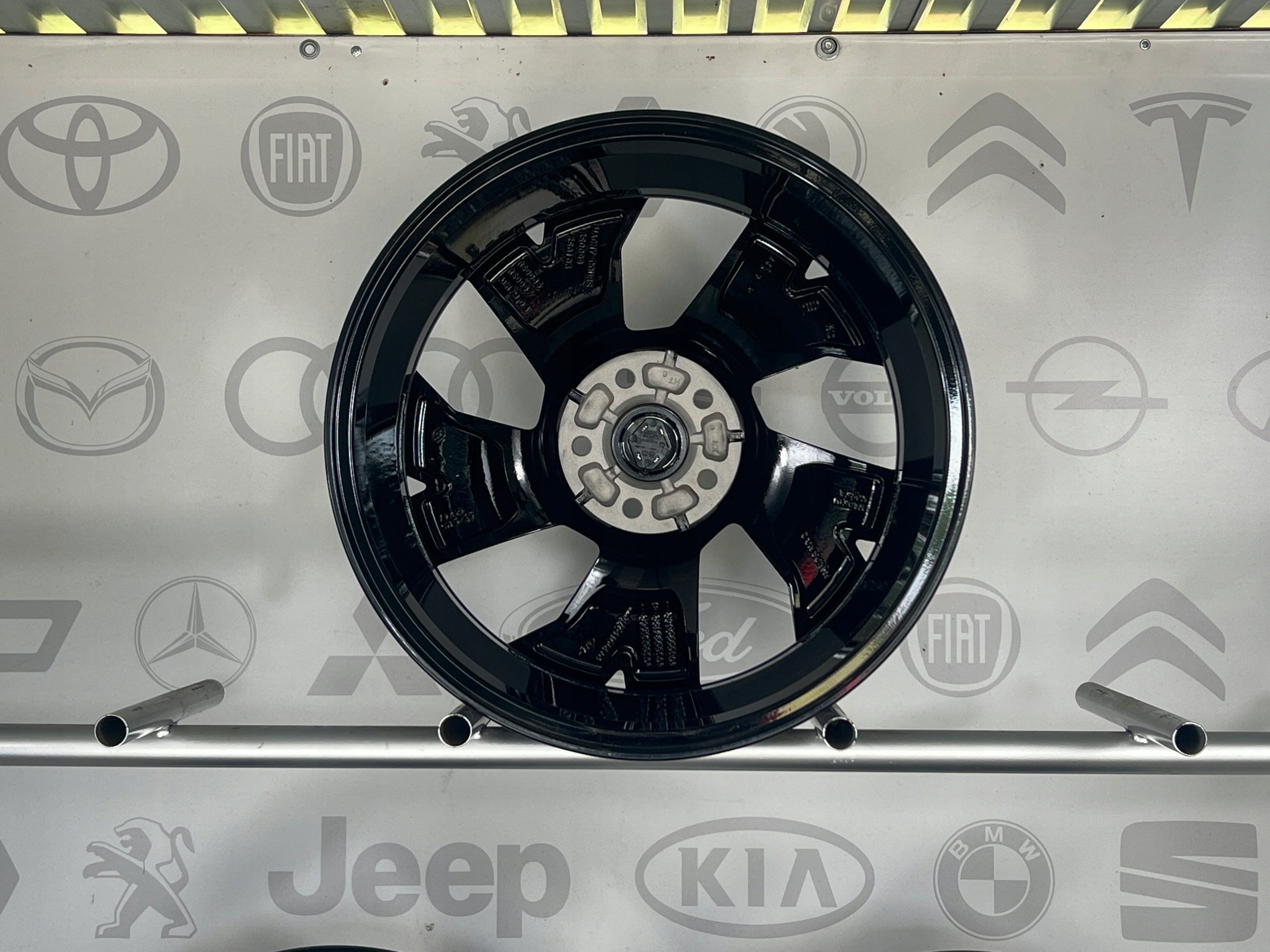 Alu Felge Renault Megane Koleos 18 Zoll 7.0J 5x114.3 35ET 403003156R