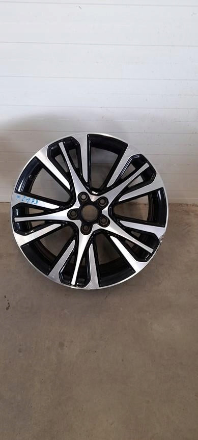 1x Alu Felge Renault Talisman Aluminum rim 19 Zoll 8.0J 5x114.3