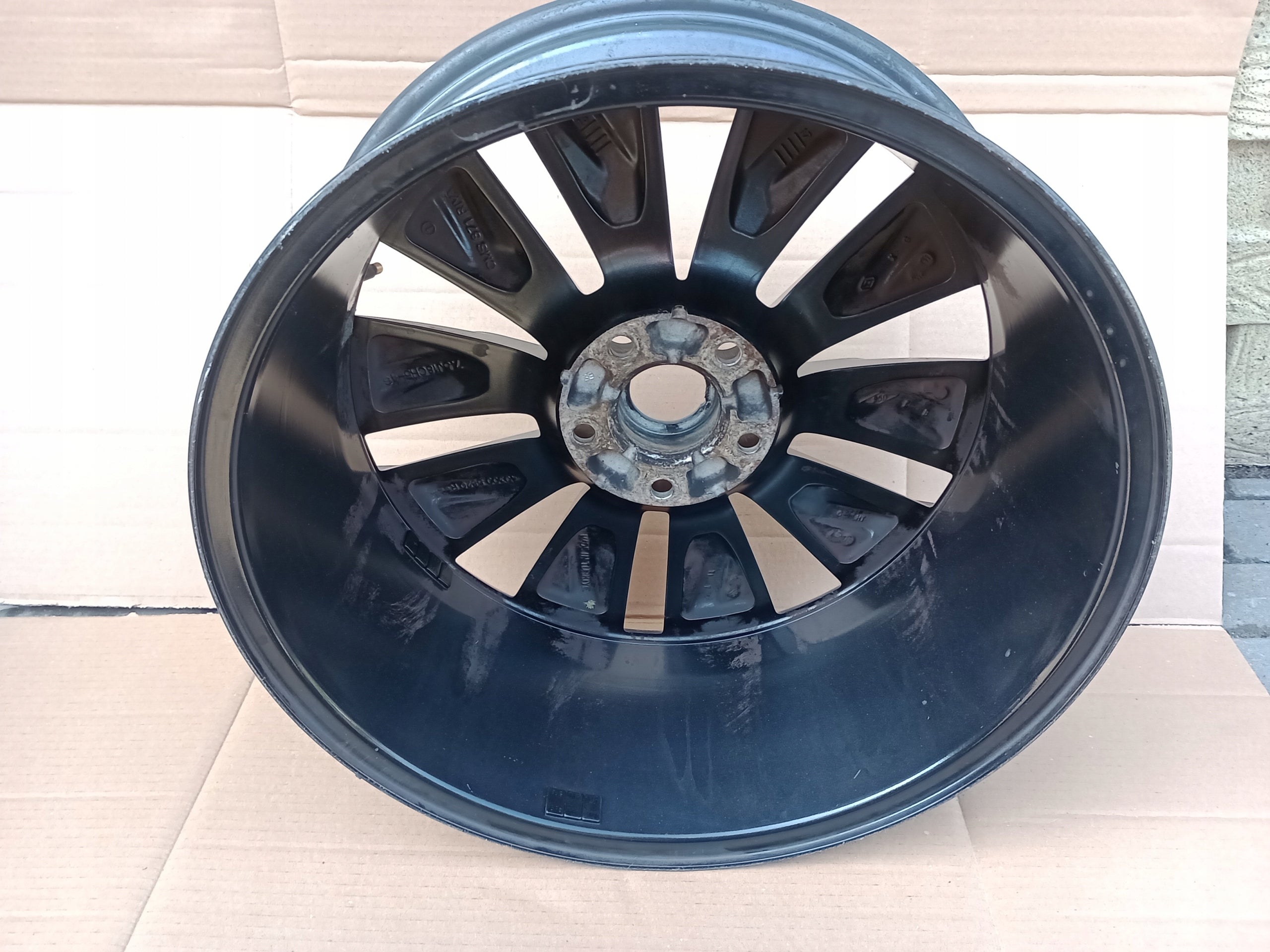 1x Alu Felge Renault Megane IV Talisman 18 Zoll 7.5J 5x114.3 46ET 403005820R