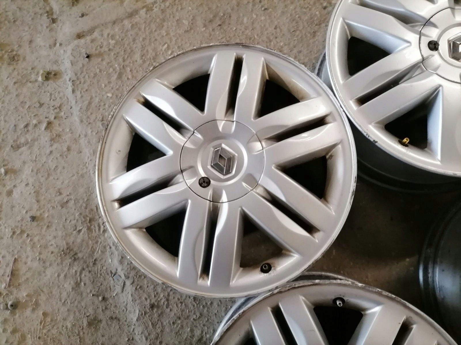 Alu Felge Renault Alpine Aluminum rim 17 Zoll 7.0J 5x108