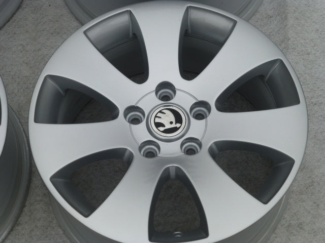 Alu Felge Skoda Octavia Superb Yeti Aluminum rim 16 Zoll 7.0J 5x112