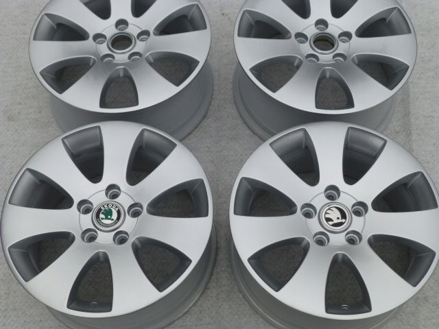 Alu Felge Skoda Octavia Superb Yeti Aluminum rim 16 Zoll 7.0J 5x112