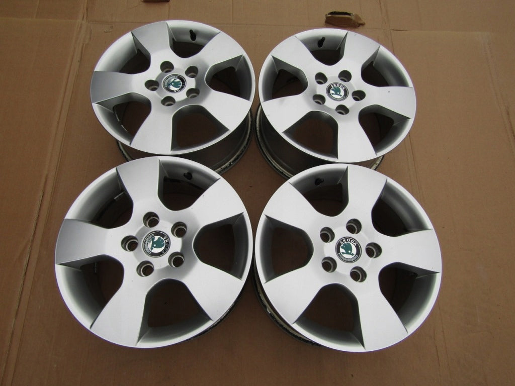 Alu Felge Skoda Octavia Aluminum rim 15 Zoll 6.5J 5x112 50ET 1Z0601025