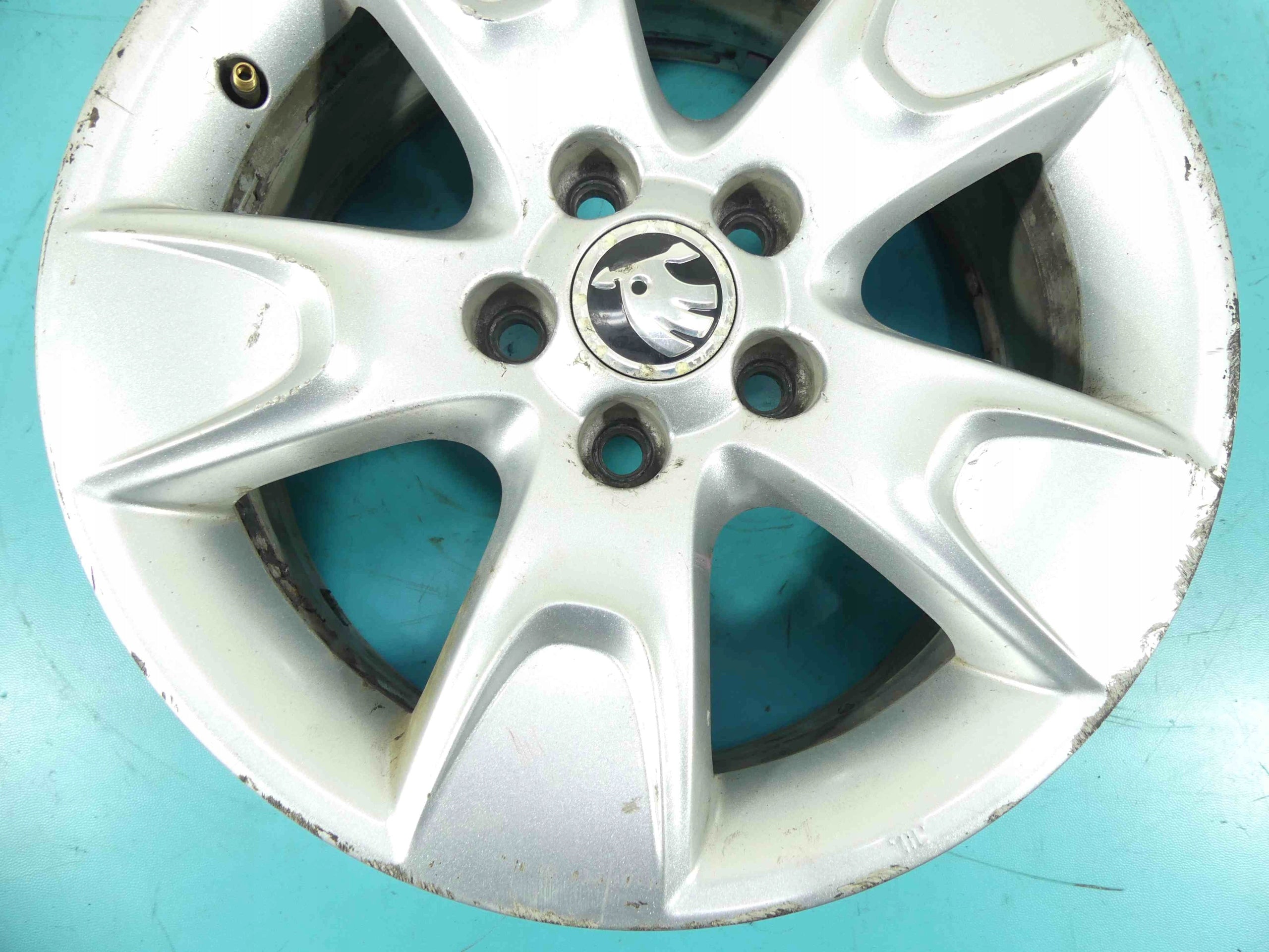 Alu Felge Skoda Roomster Aluminum rim 15 Zoll 6.0J 5x100 43ET