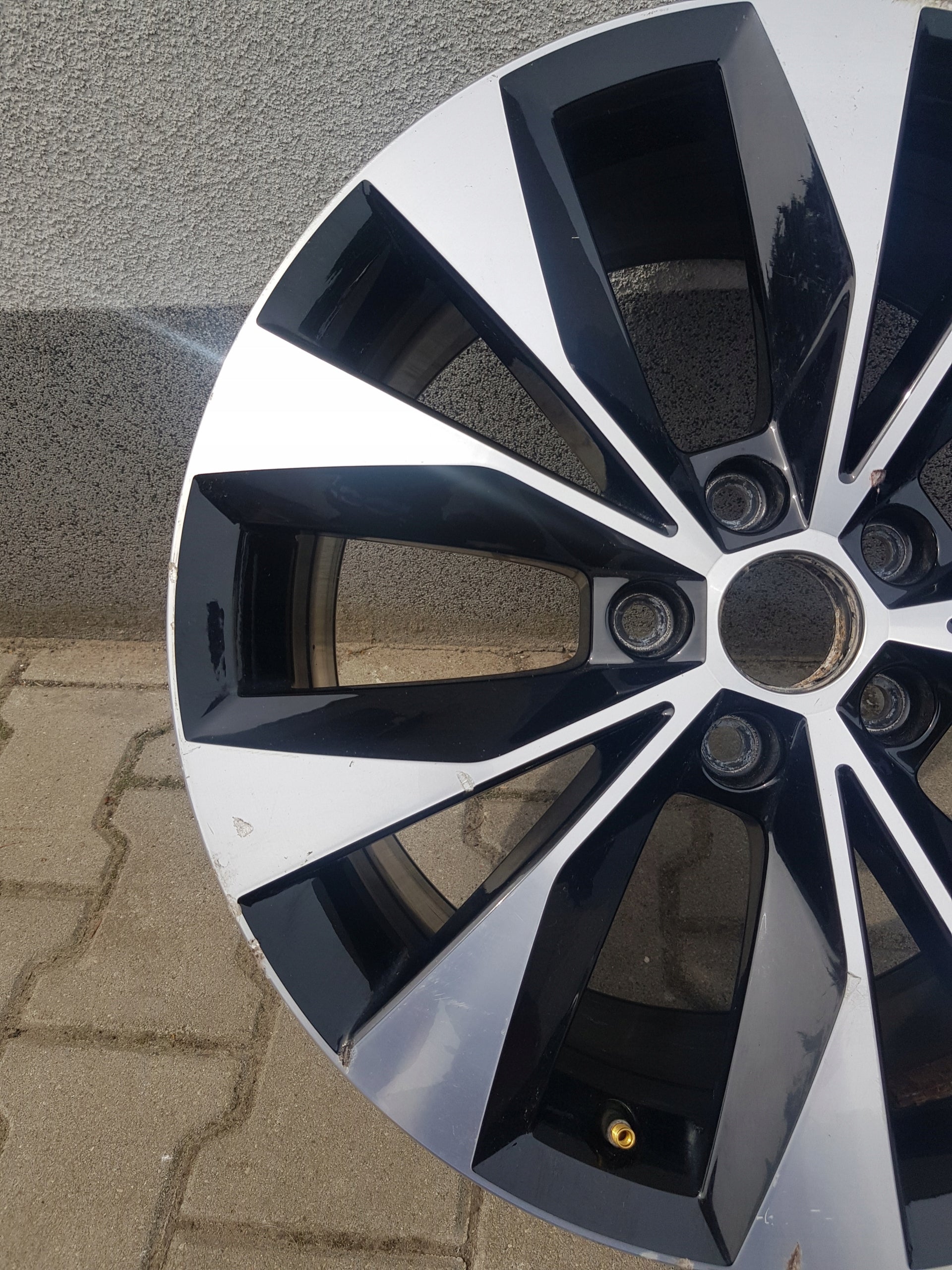 1x Alu Felge Skoda Forman Aluminum rim 18 Zoll 8.0J 5x112