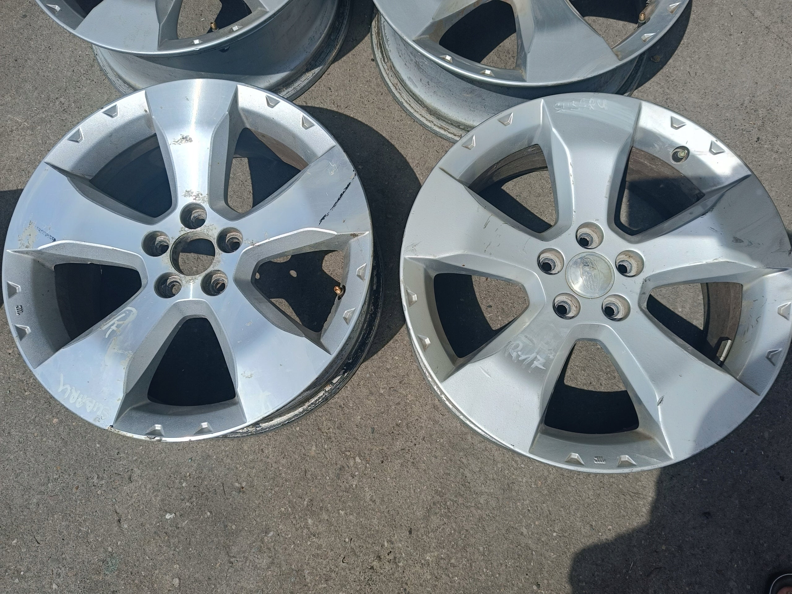 Alu Felge Subaru Forester Aluminum rim 17 Zoll 7.0J 5x100