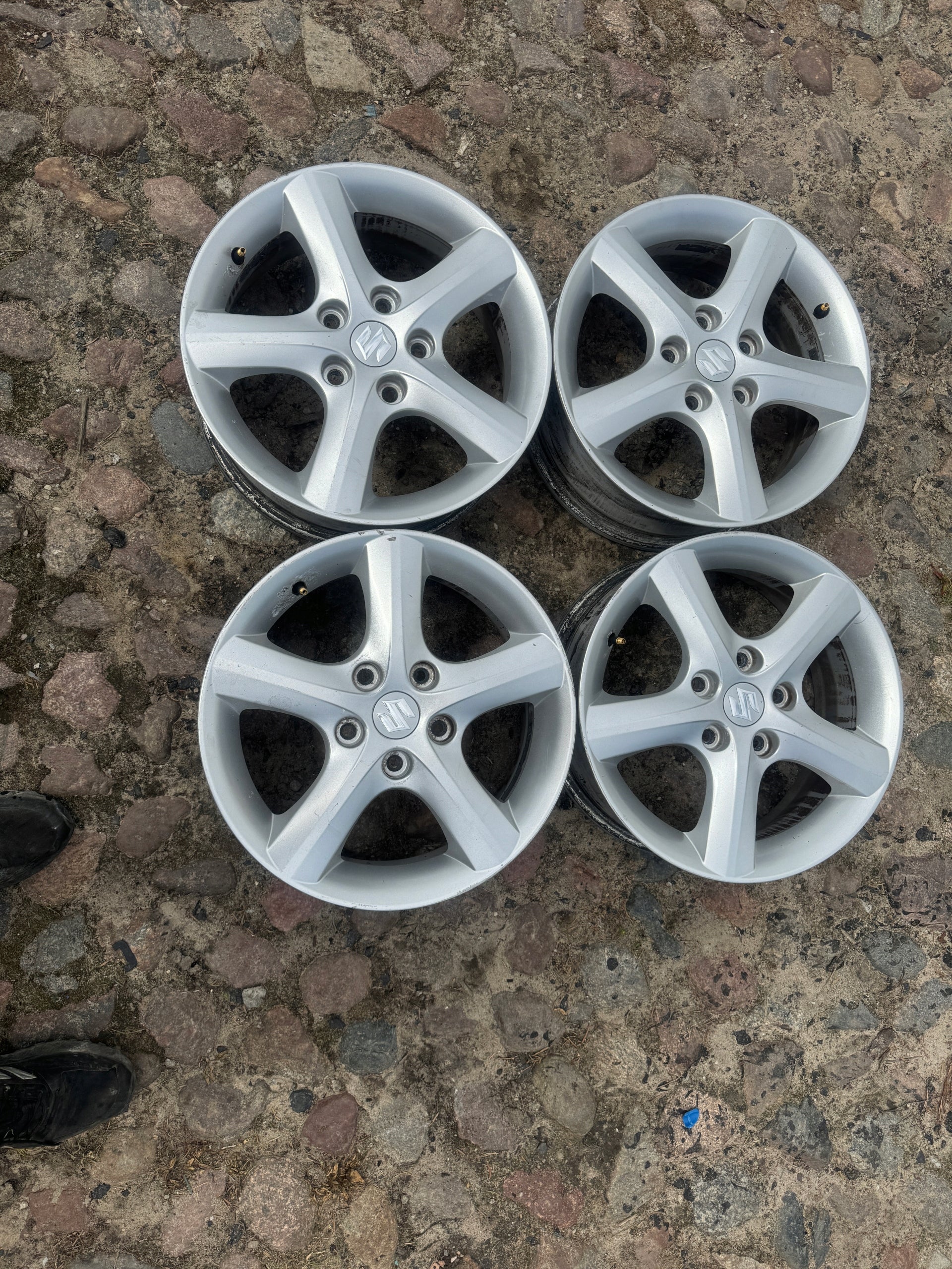 Alu Felge Suzuki Swift Vitara SX4 Aluminum rim 16 Zoll 6.0J 5x114.3