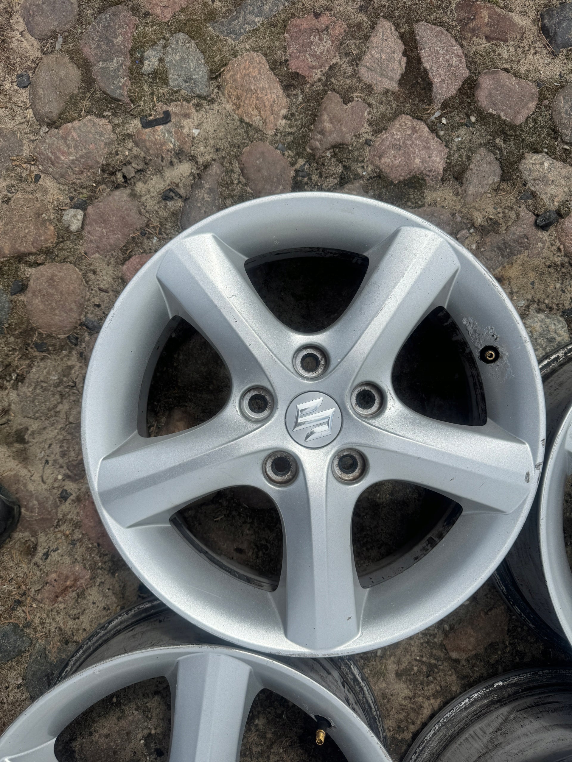 Alu Felge Suzuki Swift Vitara SX4 Aluminum rim 16 Zoll 6.0J 5x114.3