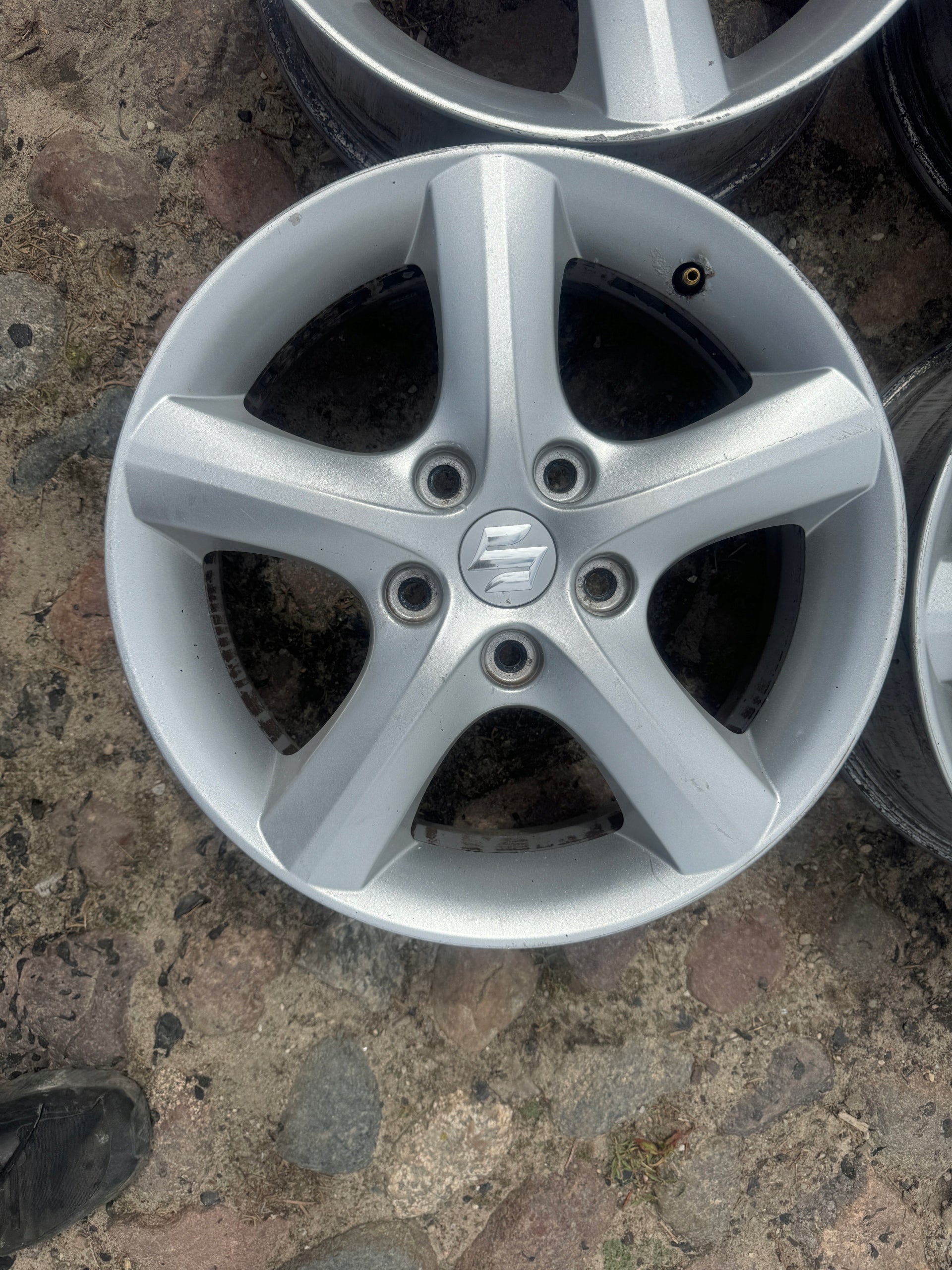 Alu Felge Suzuki Swift Vitara SX4 Aluminum rim 16 Zoll 6.0J 5x114.3