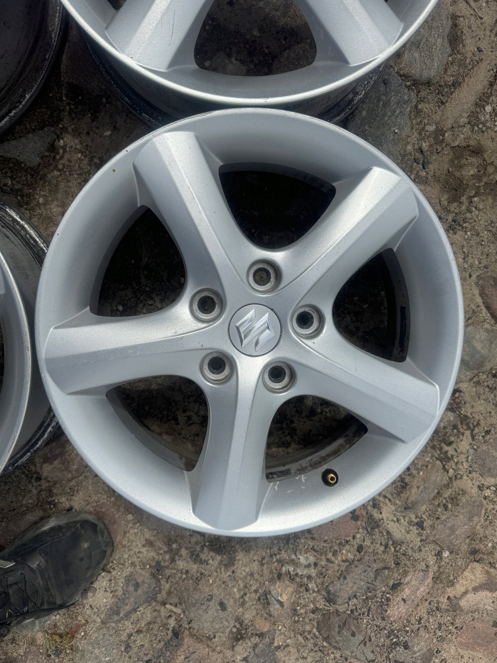 Alu Felge Suzuki Swift Vitara SX4 Aluminum rim 16 Zoll 6.0J 5x114.3