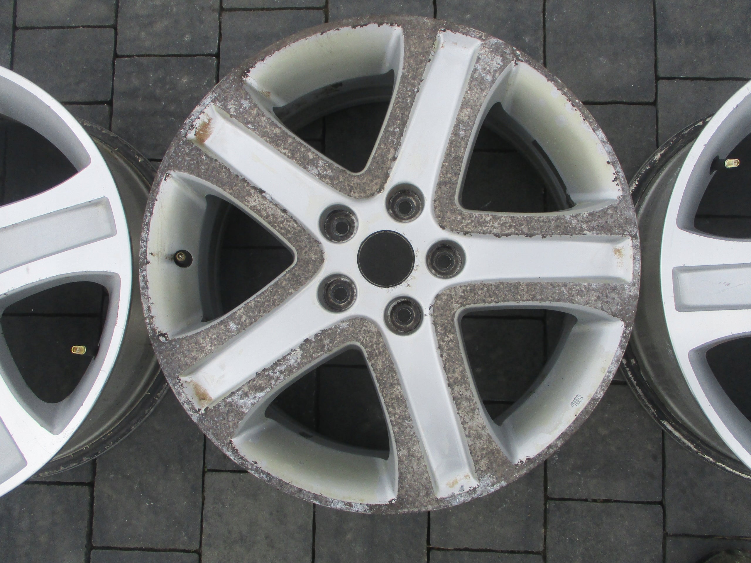 Alu Felge Suzuki APV Aluminum rim 17 Zoll 6.5J 5x114.3