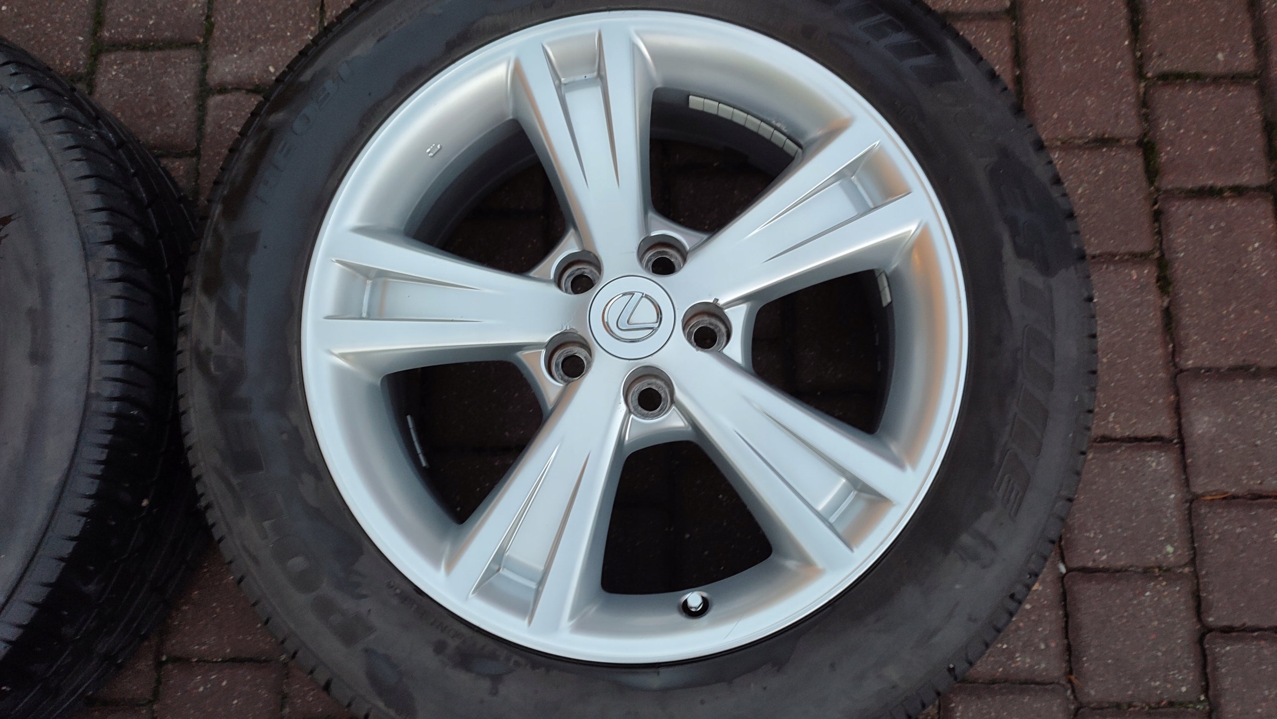 Alu Felge Toyota Yaris Verso Aluminum rim 18 Zoll 7.0J 5x114.3 35ET