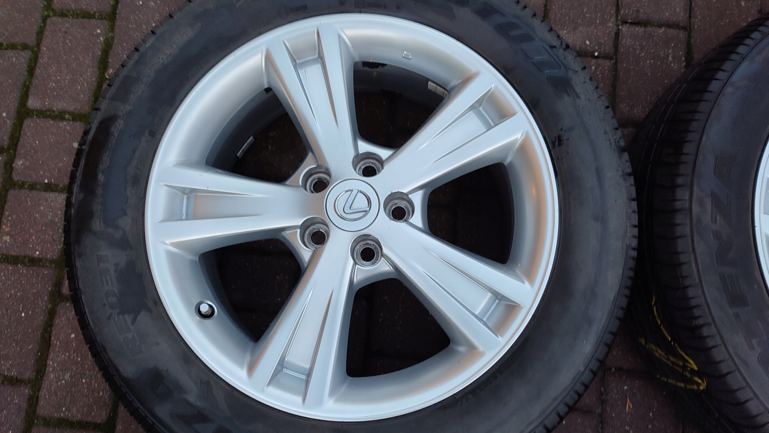 Alu Felge Toyota Yaris Verso Aluminum rim 18 Zoll 7.0J 5x114.3 35ET