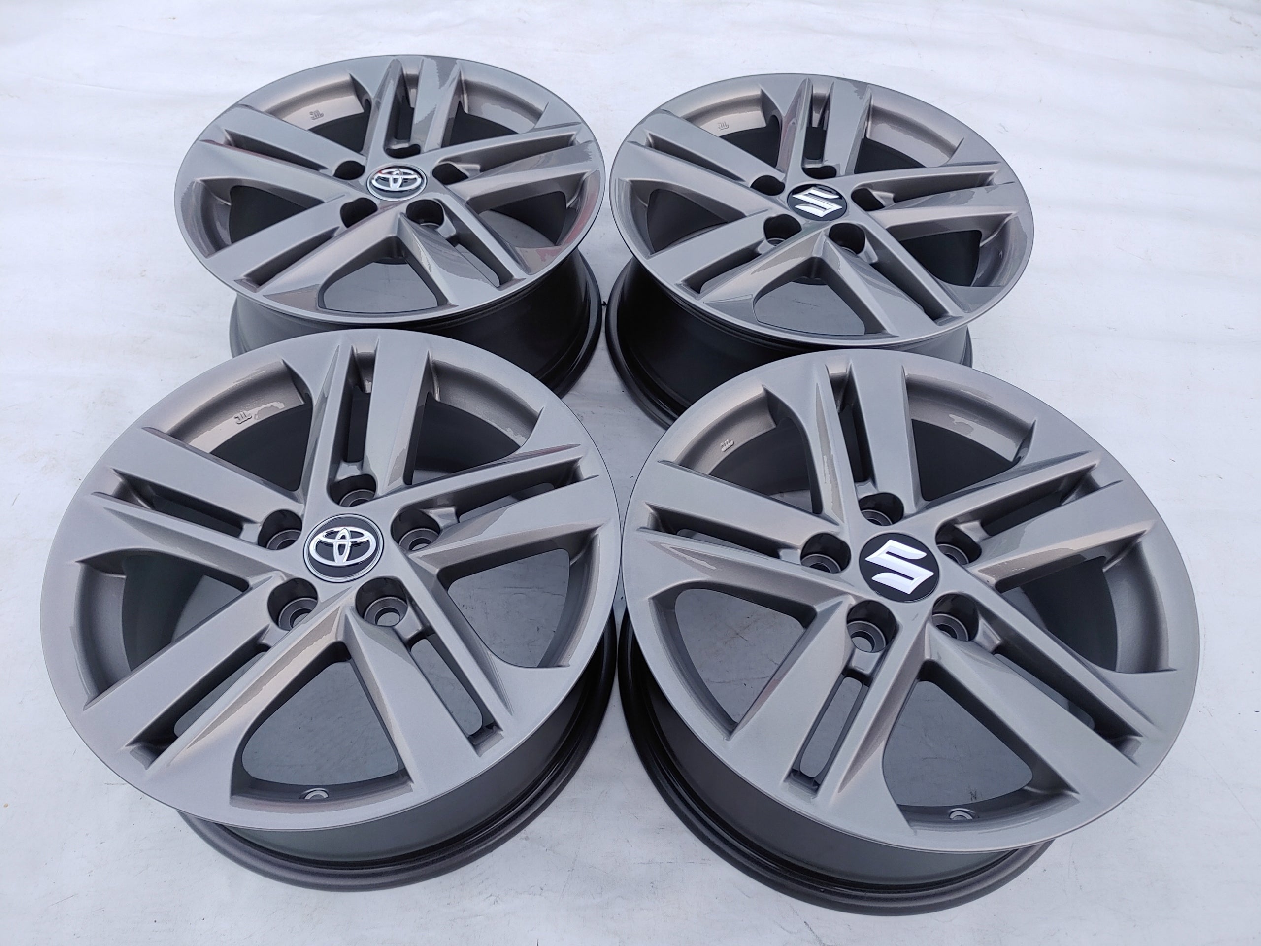 Alu Felge Toyota Yaris Cross Auris Avensis Corolla Yaris 16 Zoll 7.0J 5x114.3 40ET 4261102R20