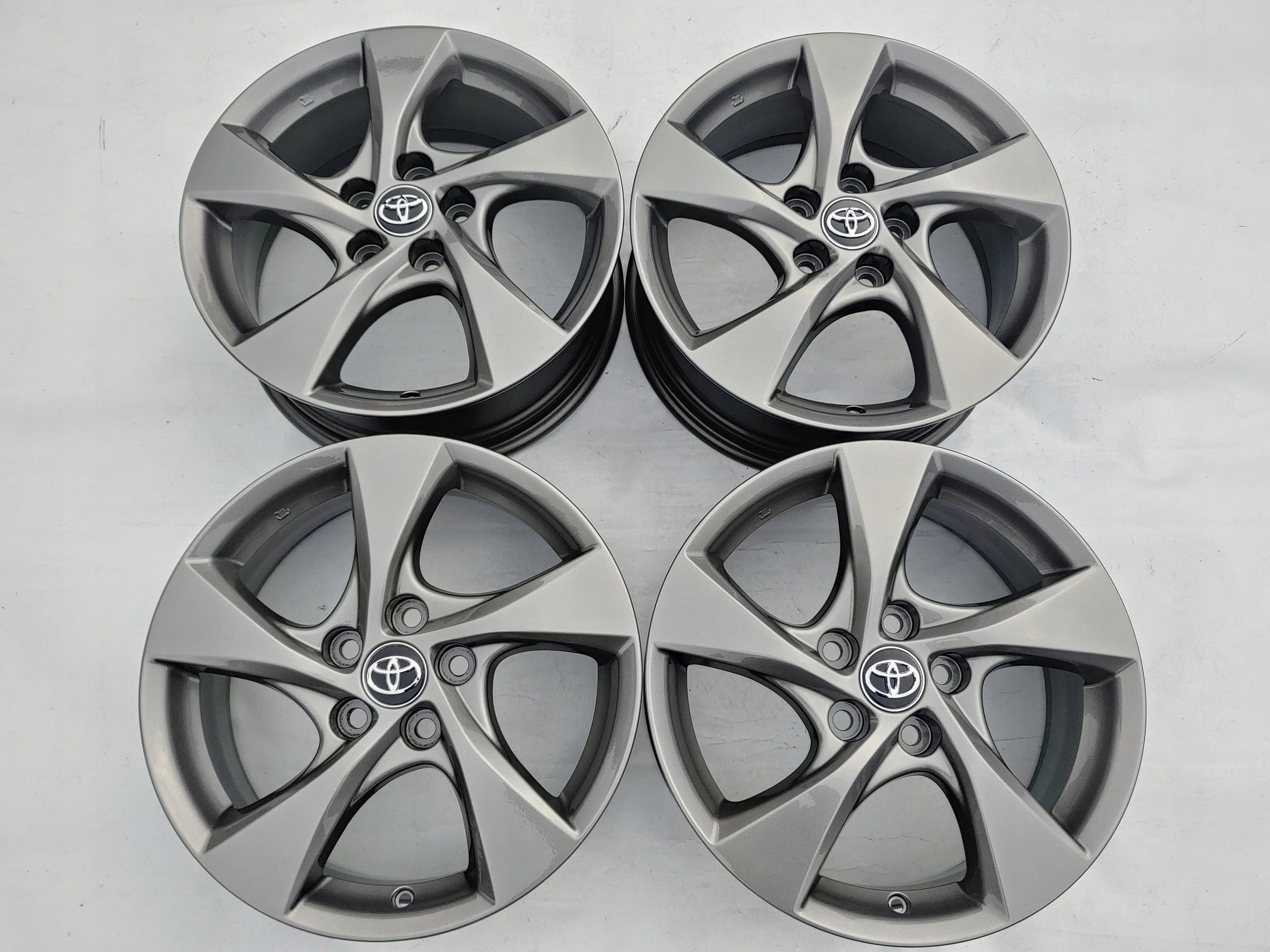  Alu Felge Toyota Yaris Auris Corolla Corolla Cross Yaris Cross 17 Zoll 6.5J 5x114.3 45ET product image