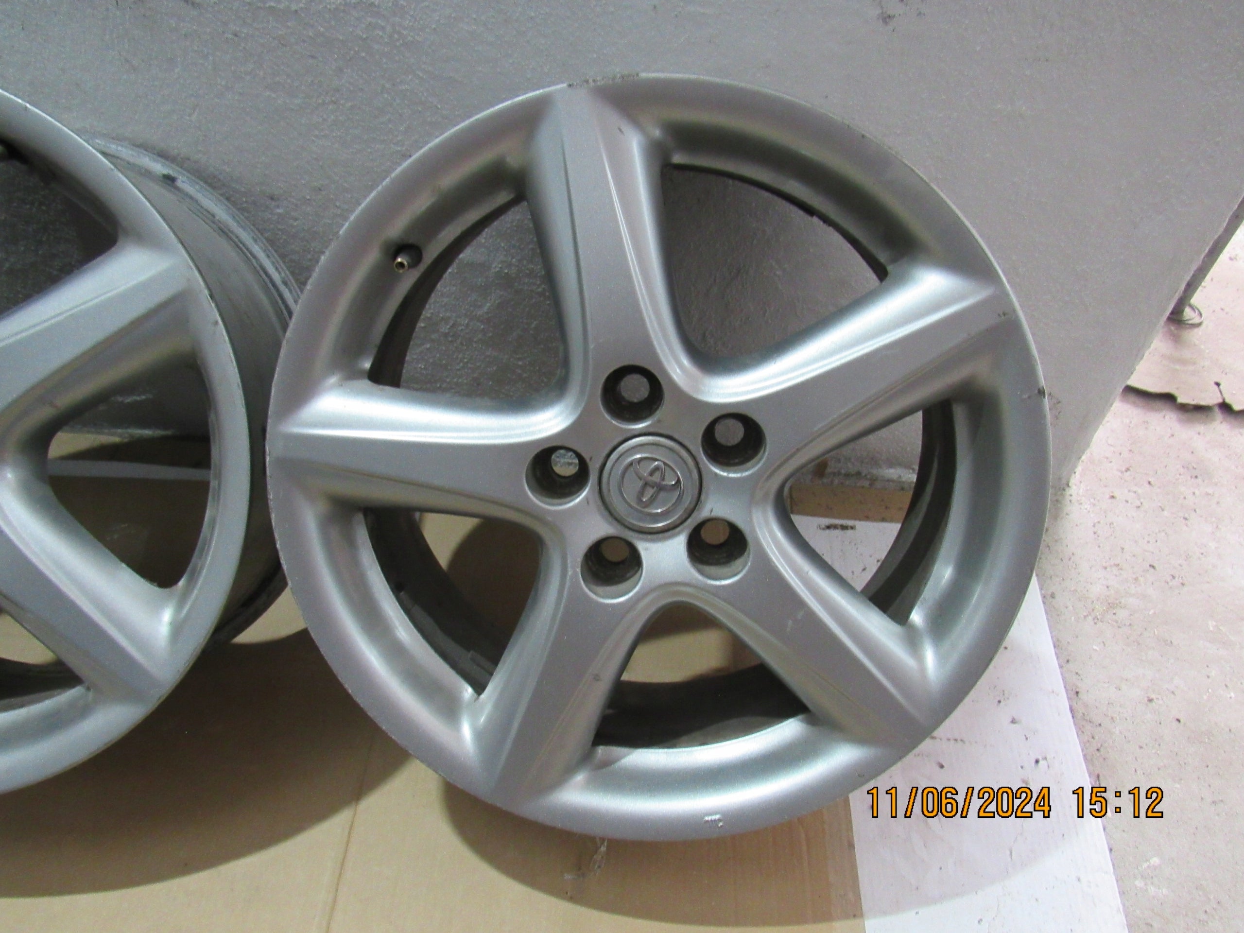 Alu Felge Toyota Corolla Cross Aluminum rim 17 Zoll 7.0J 5x114.3 -45ET