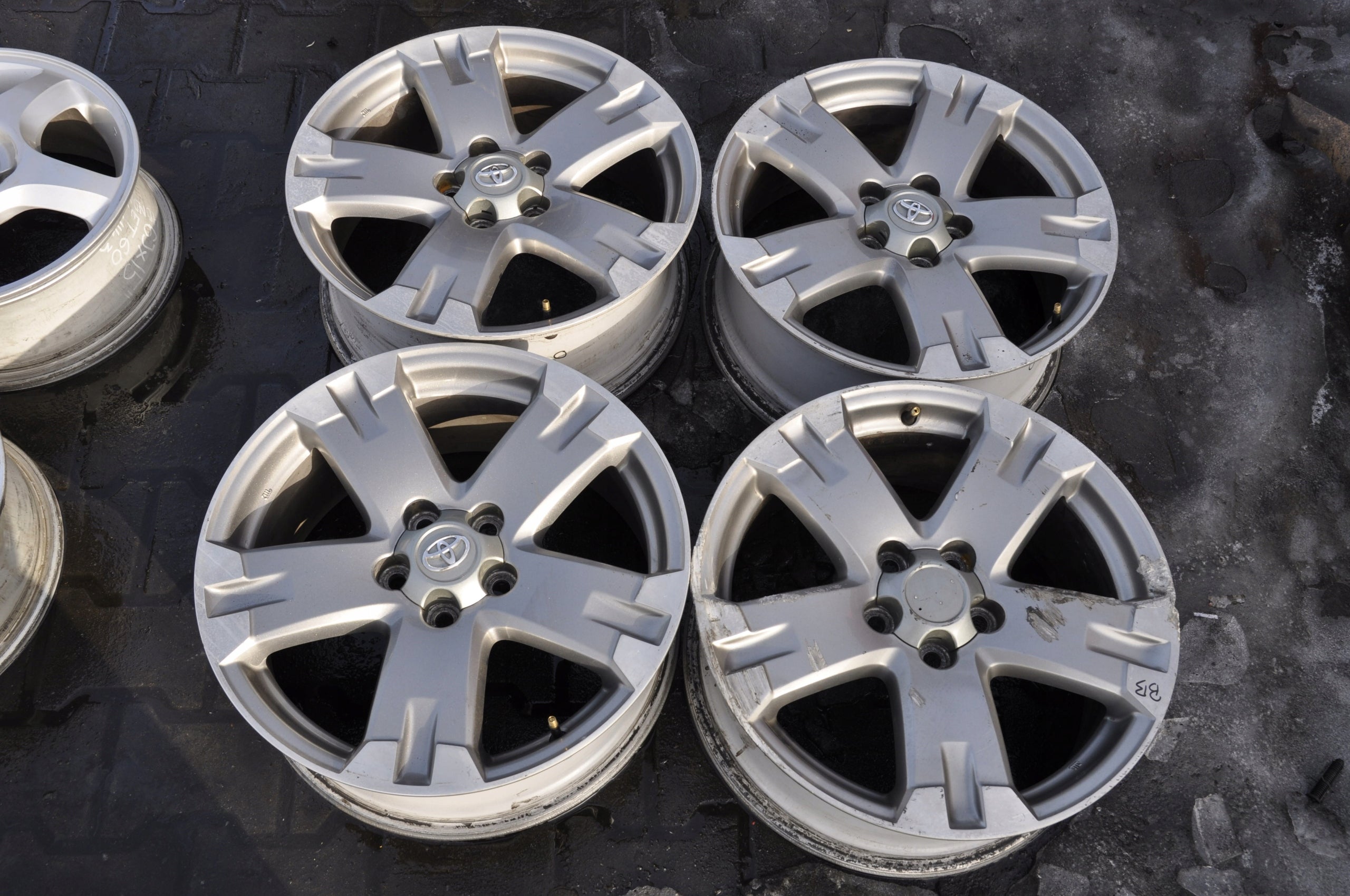  Alu Felge Toyota Verso Aluminum rim 18 Zoll 7.5J 5x114.3 39ET product image