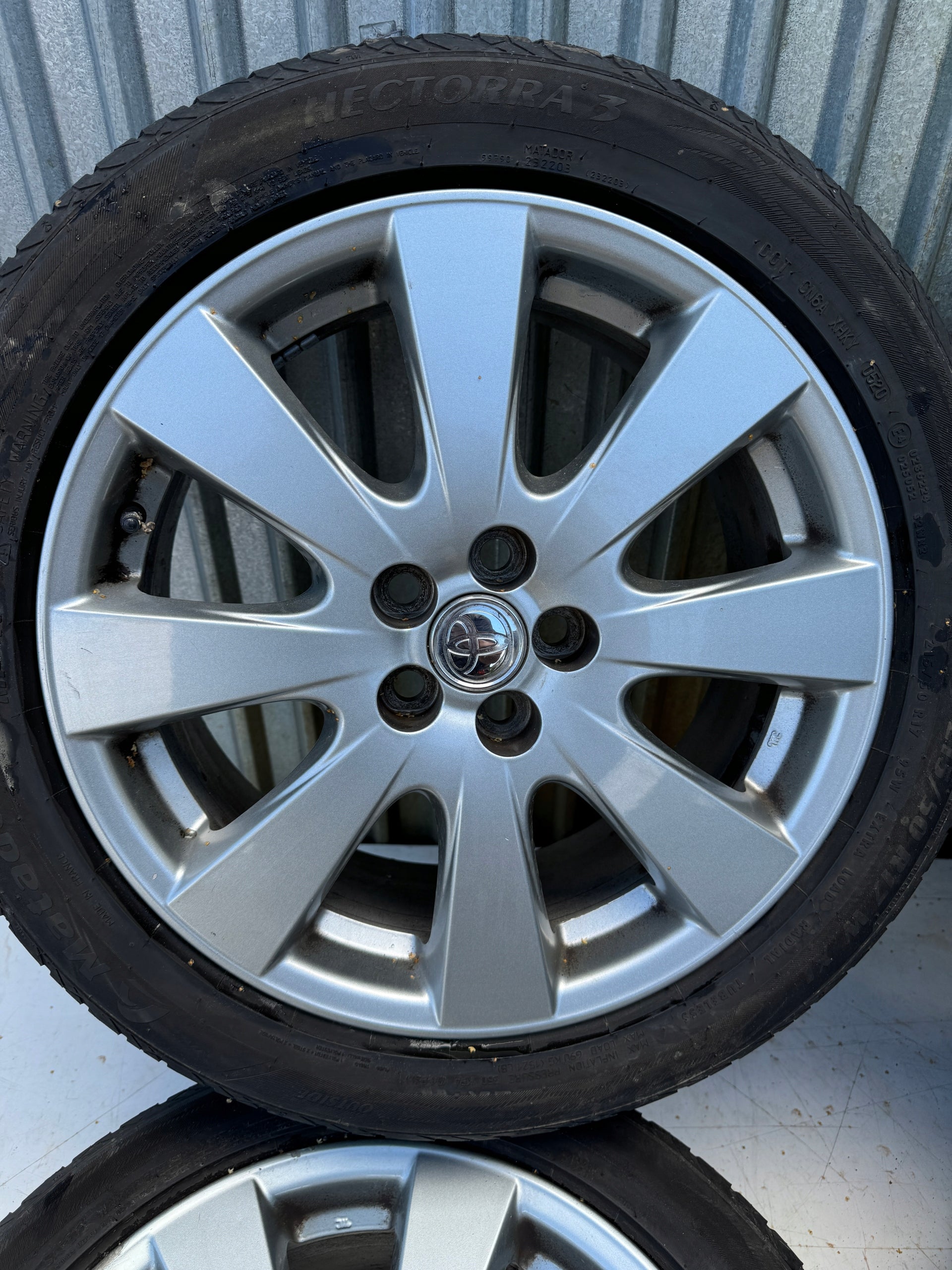 Alu Felge Toyota Sienna Aluminum rim 17 Zoll 7.0J 5x100 45ET 42611YY200