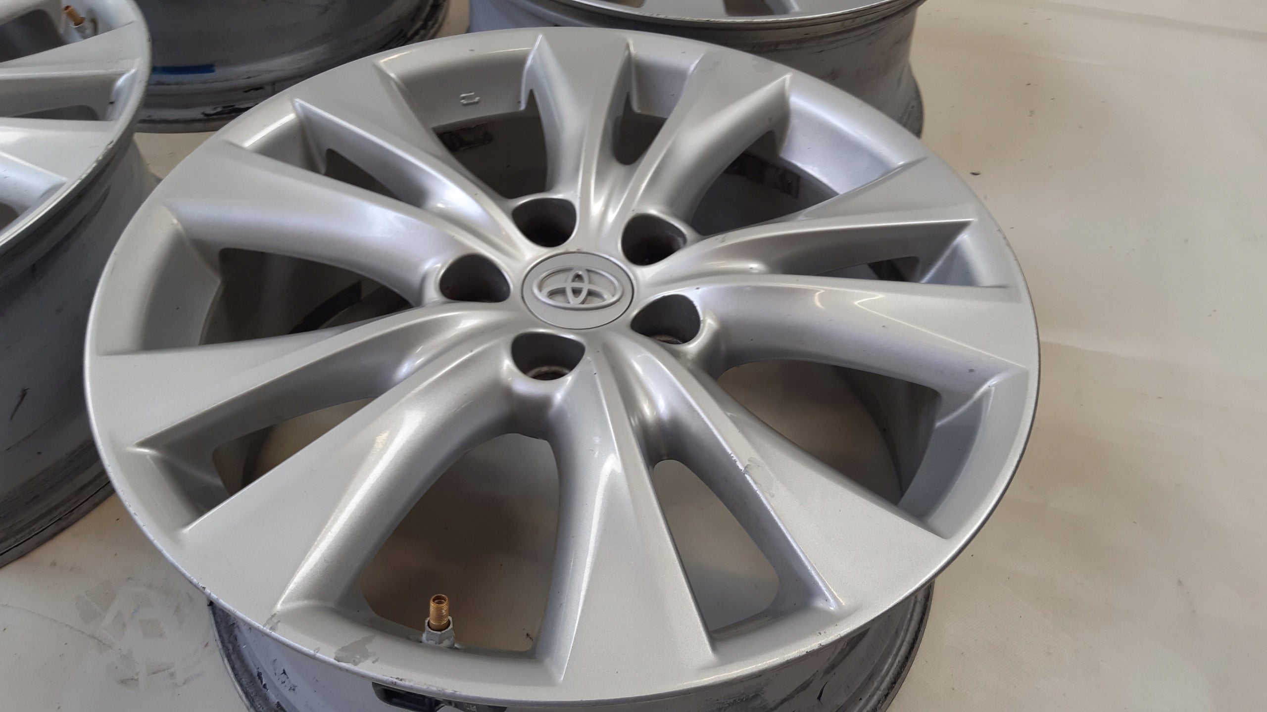 Alu Felge Toyota RAV4 Aluminum rim 18 Zoll 7.5J 5x114.3