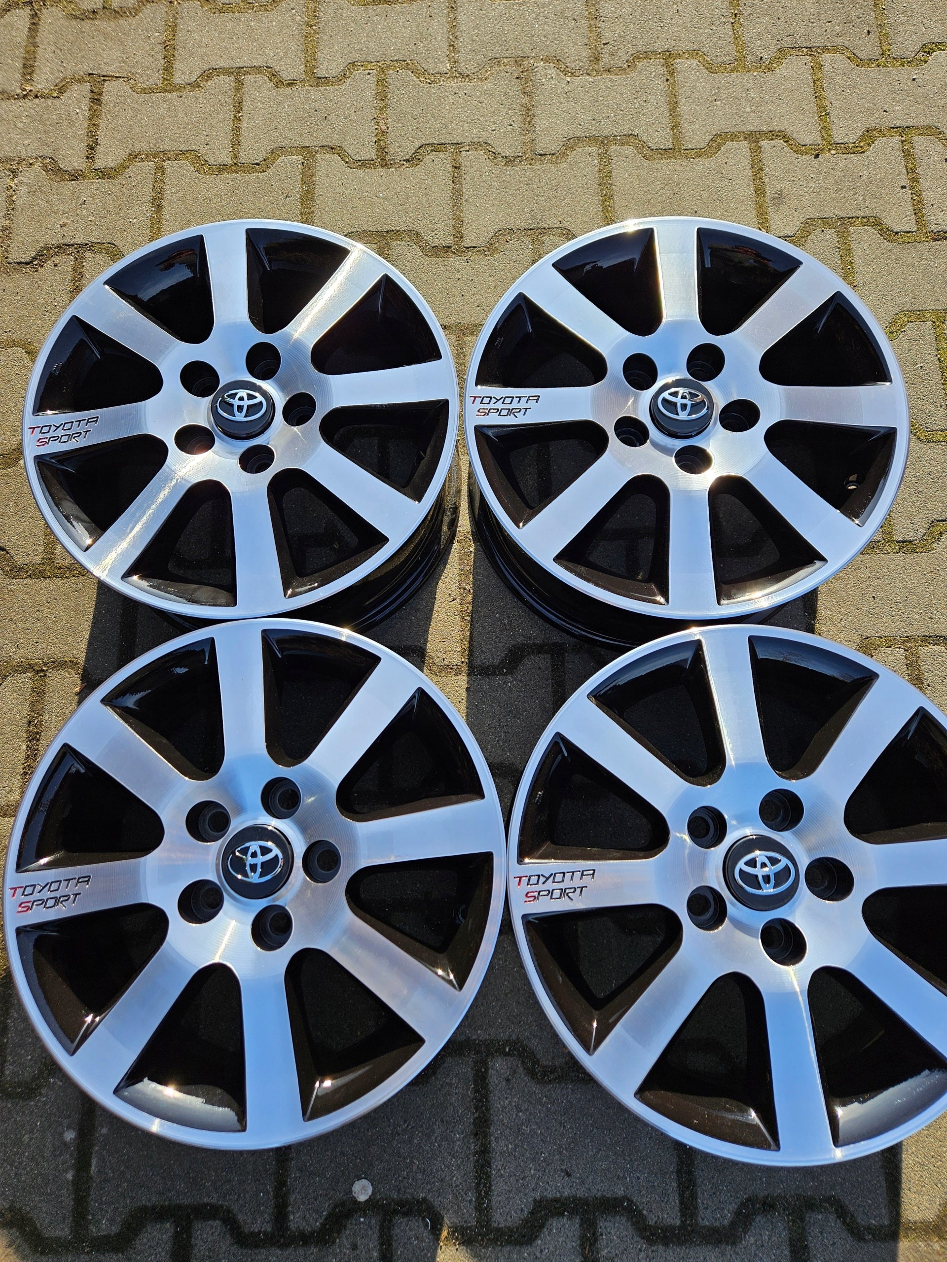  Alu Felge Toyota Yaris Verso 16 Zoll 6.5J 5x114.3 45ET 426110F070 product image