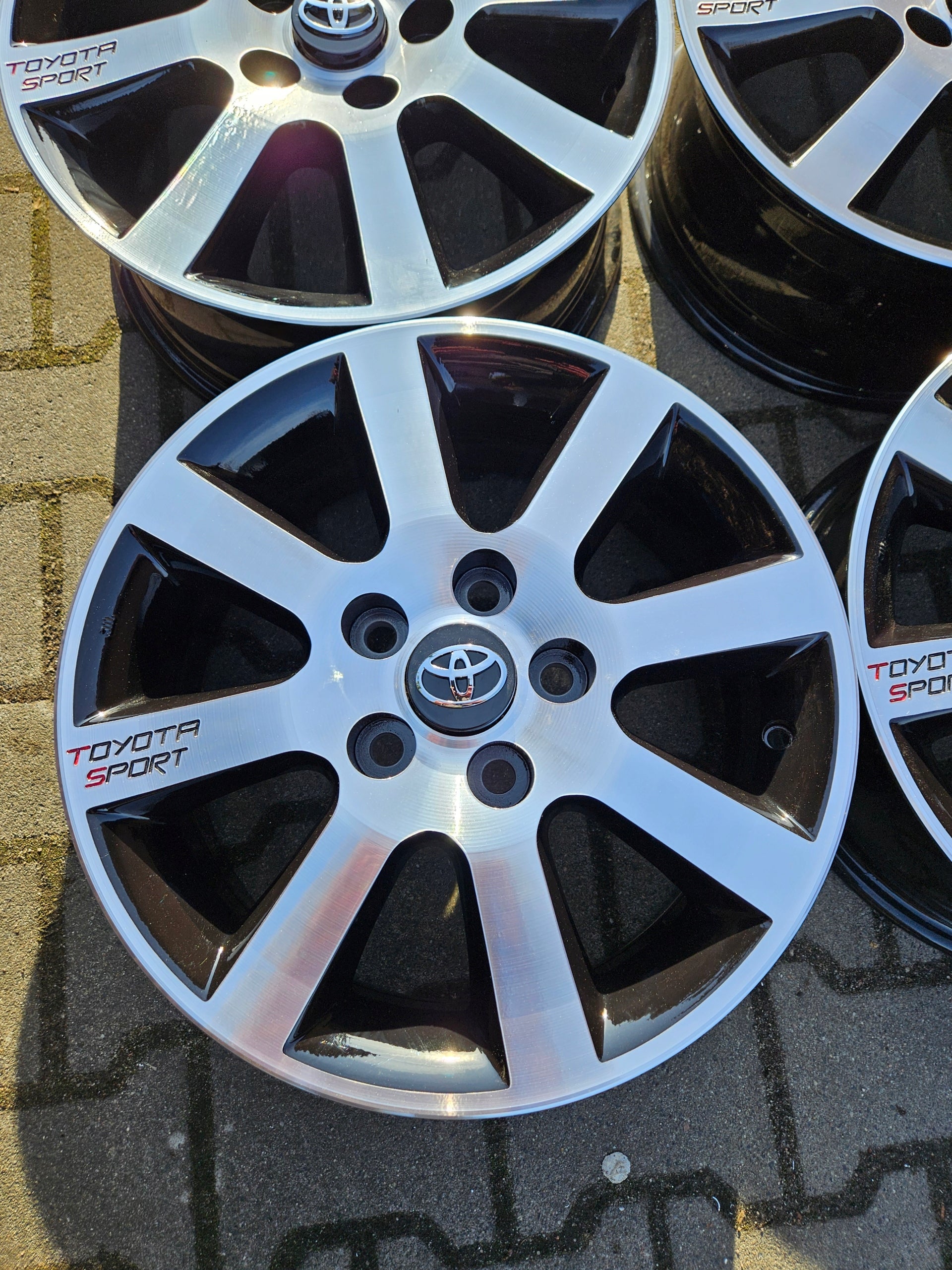 Alu Felge Toyota Yaris Verso 16 Zoll 6.5J 5x114.3 45ET 426110F070