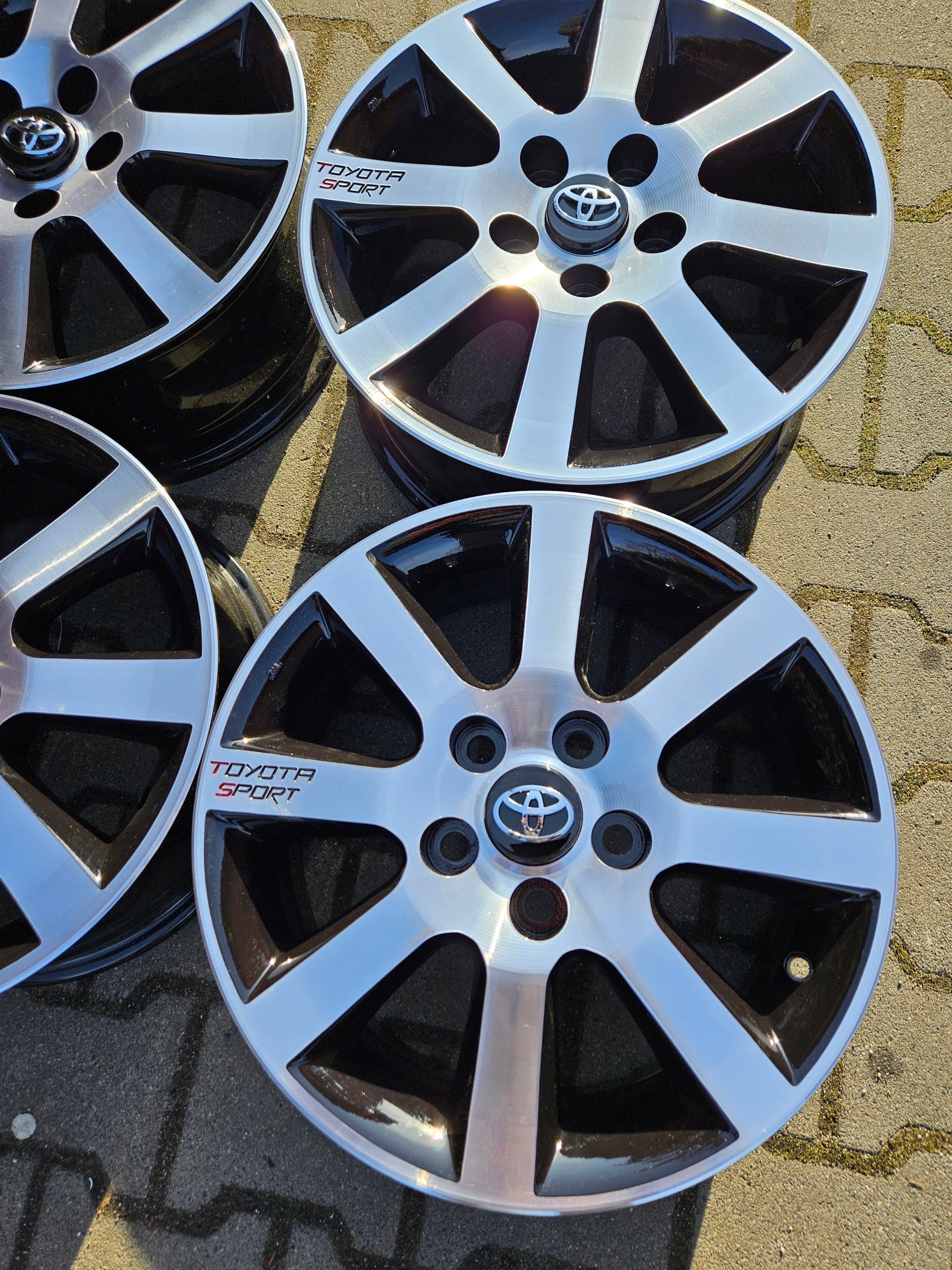 Alu Felge Toyota Yaris Verso 16 Zoll 6.5J 5x114.3 45ET 426110F070