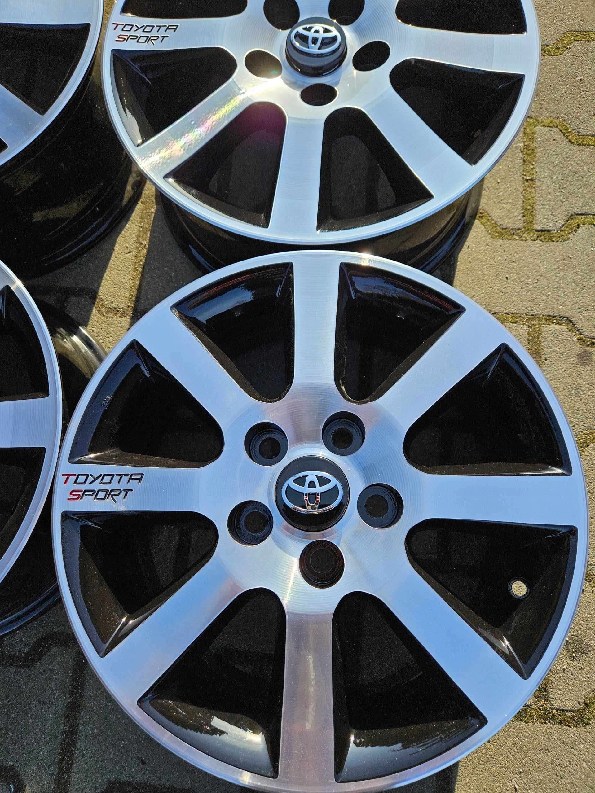 Alu Felge Toyota Yaris Verso 16 Zoll 6.5J 5x114.3 45ET 426110F070