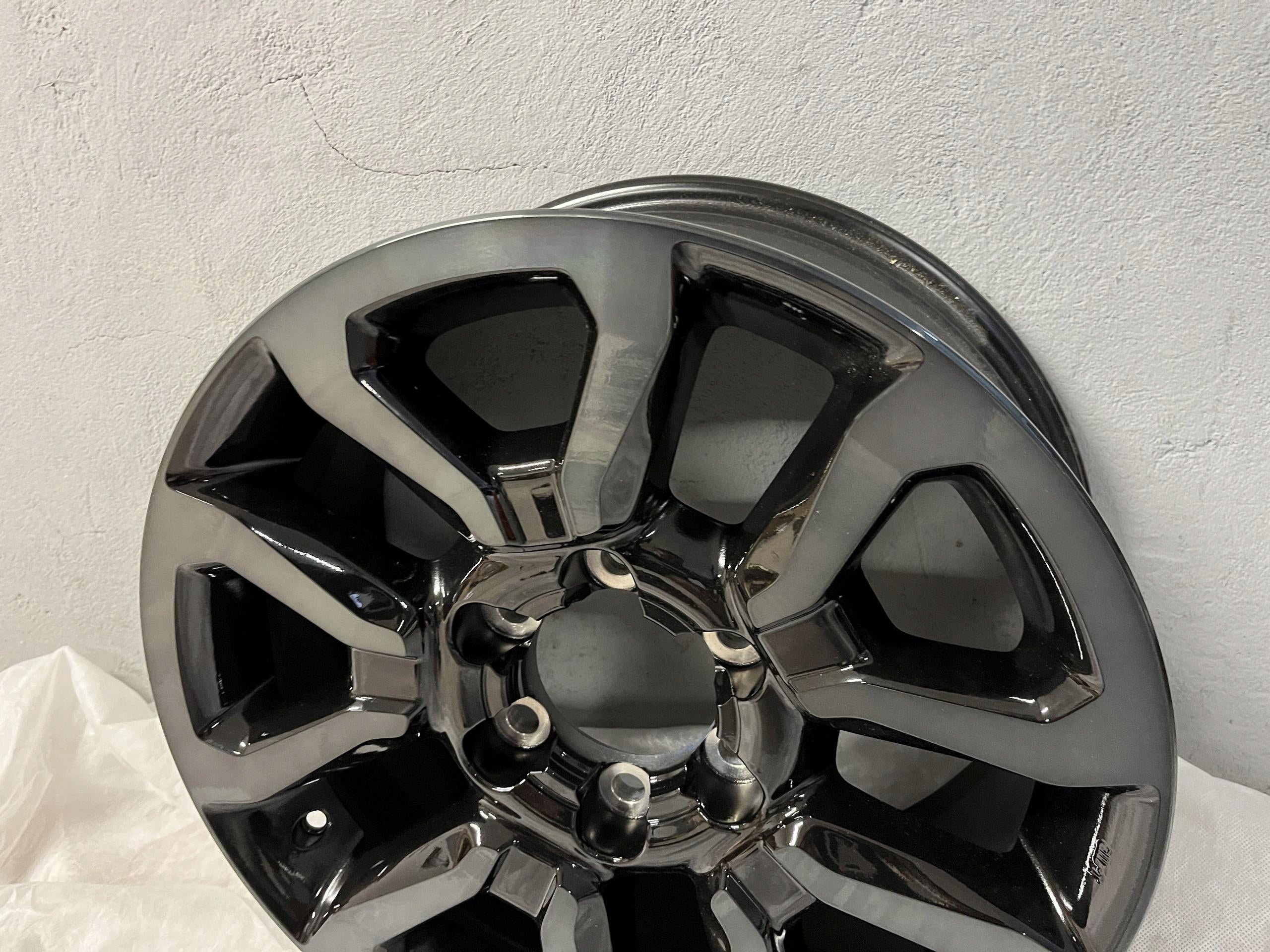 1x Alu Felge Toyota Hilux Aluminum rim 18 Zoll 7.5J 6x139.7 30ET